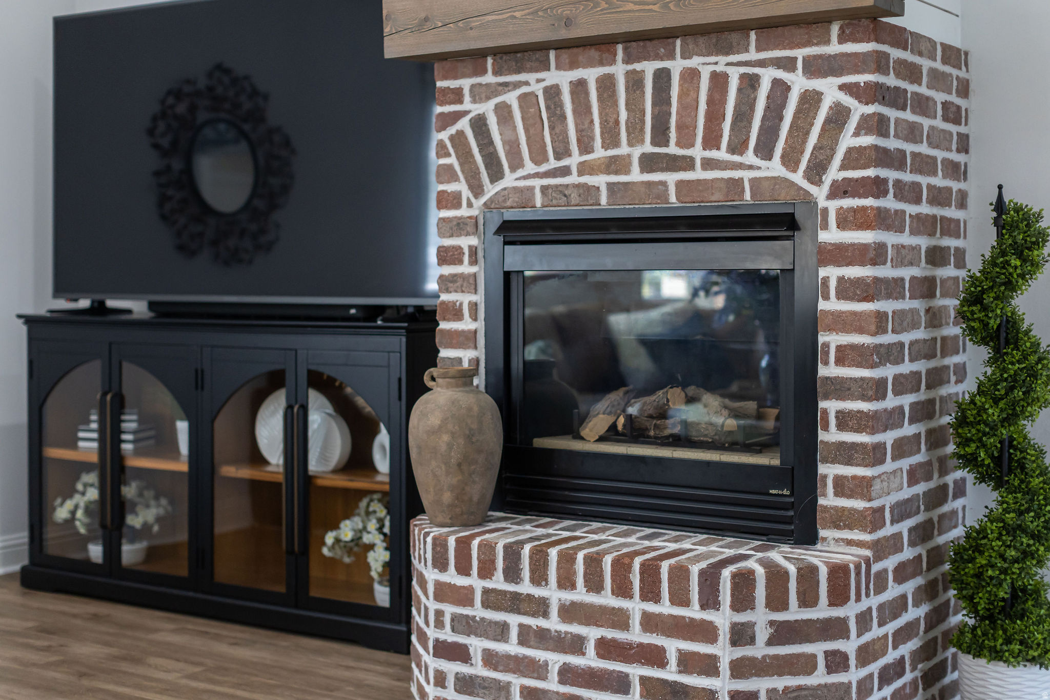 DRY CANYON - Residential