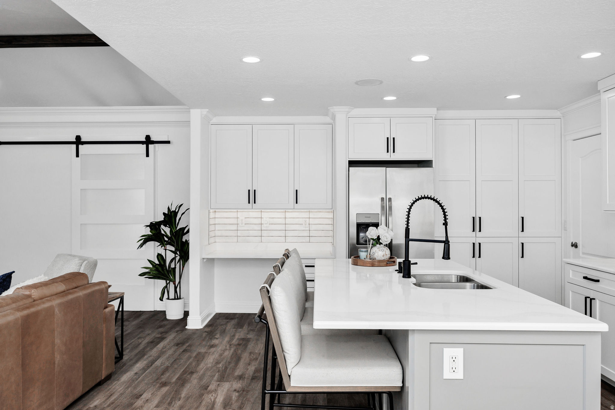 DRY CANYON - Residential