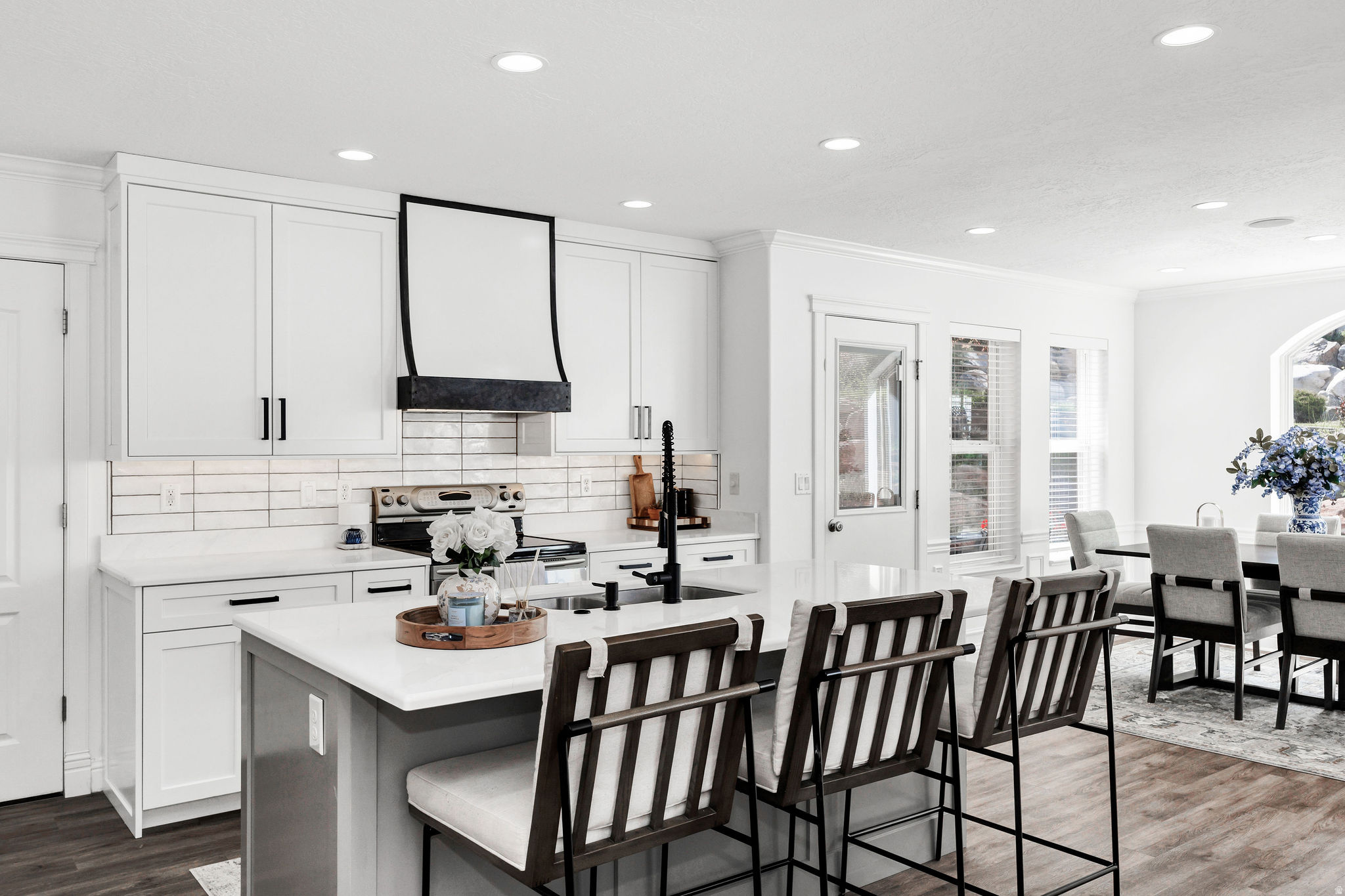 DRY CANYON - Residential