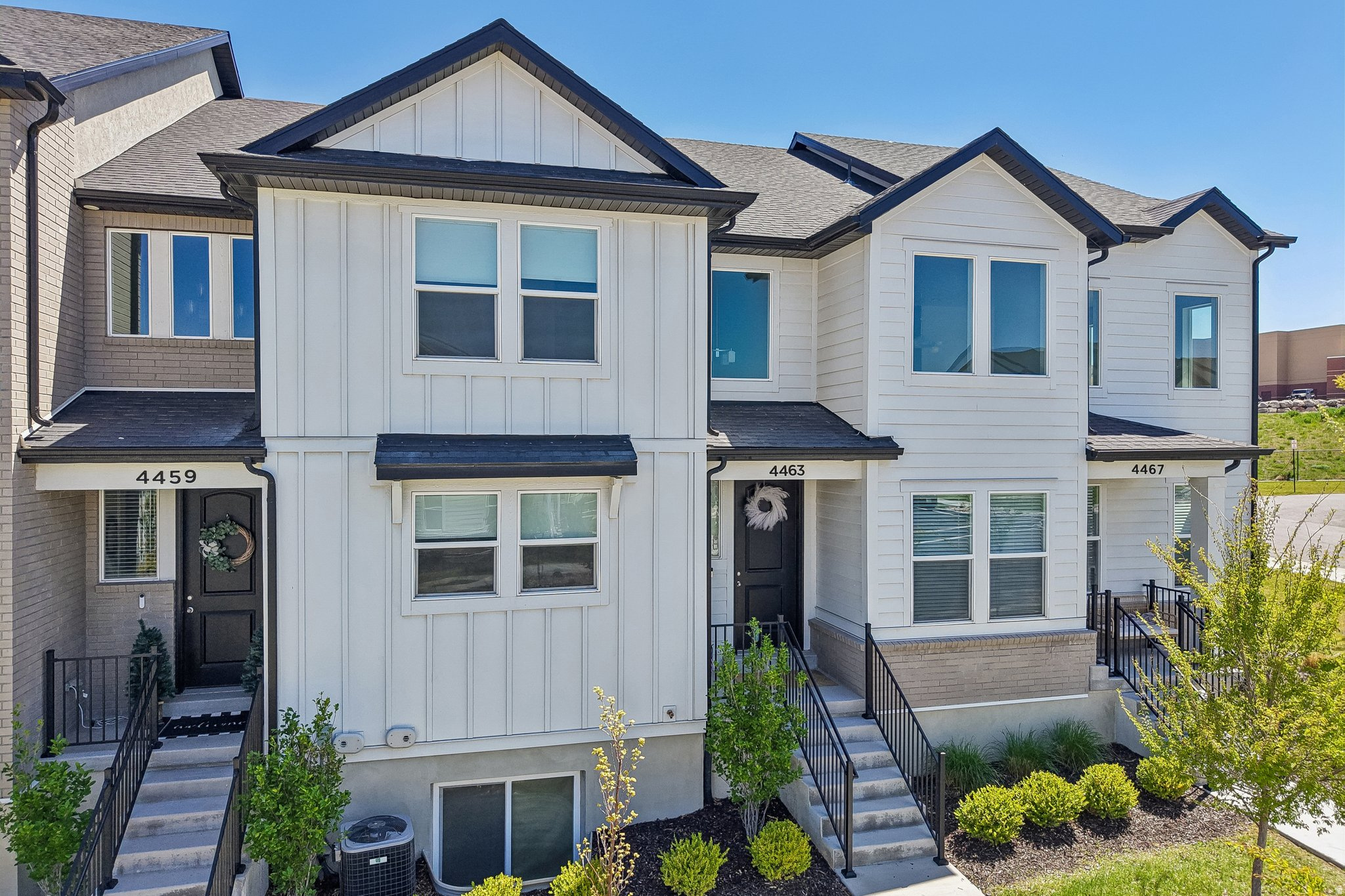 MOUNTAIN RIDGE - Residential