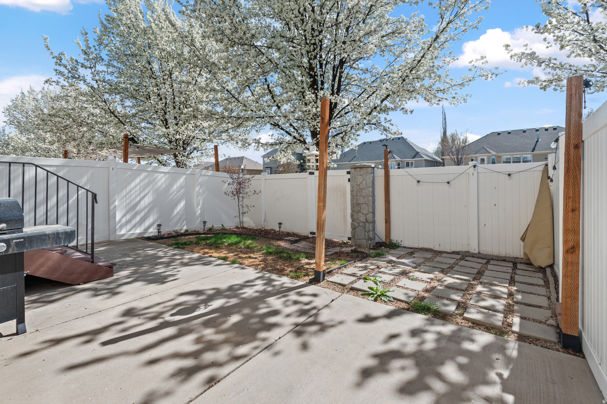 MONARCH MEADOWS - Residential