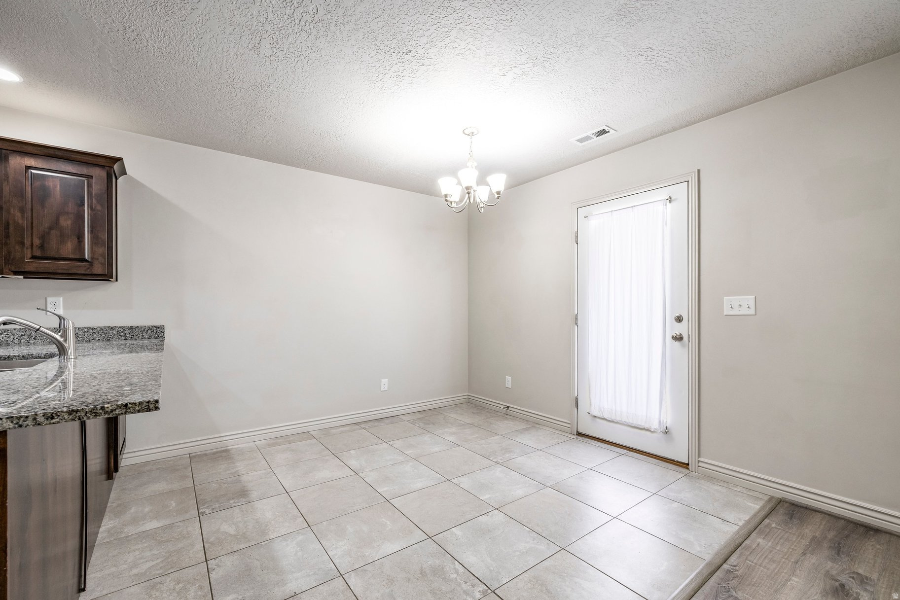 SANDY POINT TOWNHOME - Residential