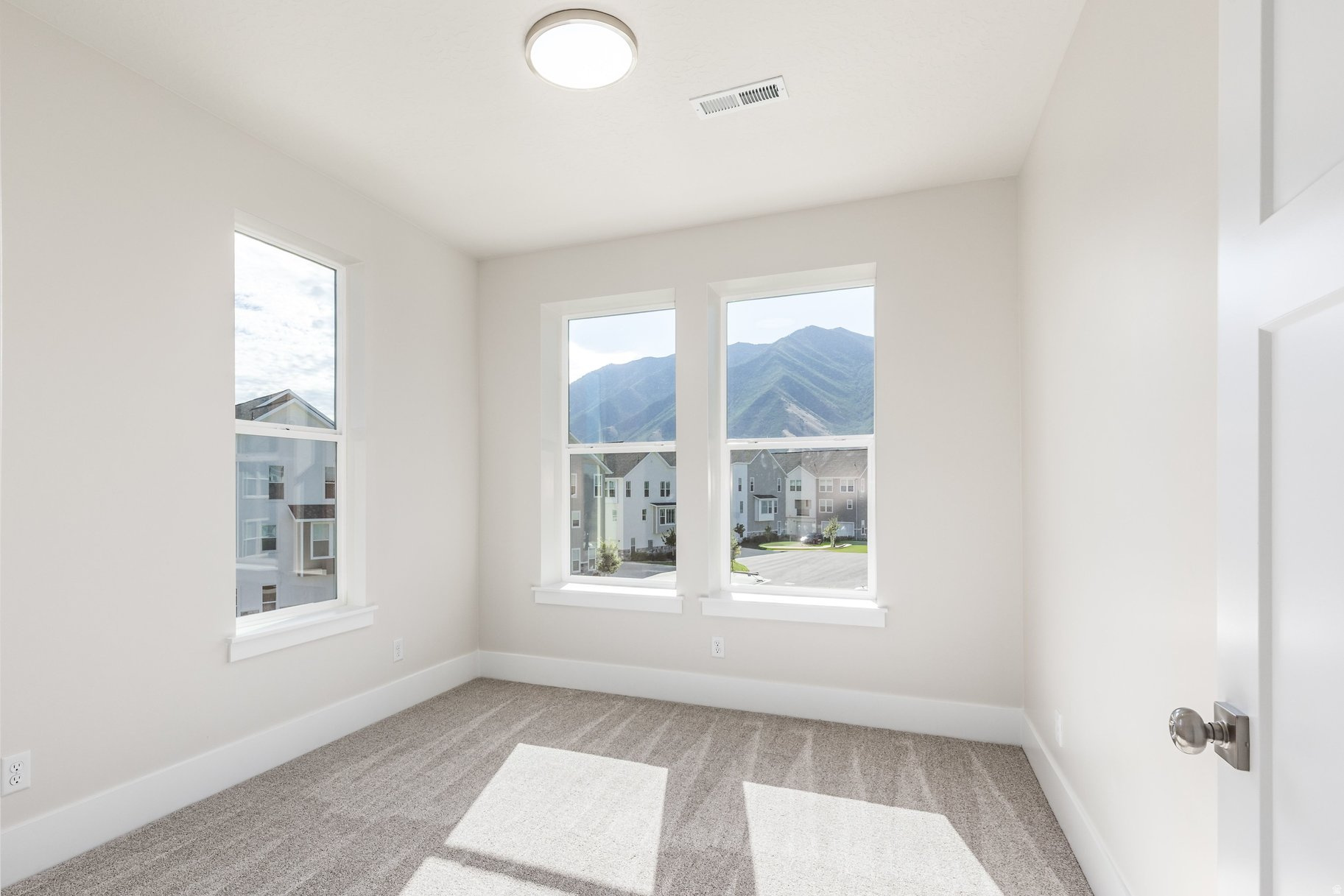 RIDGE - Residential