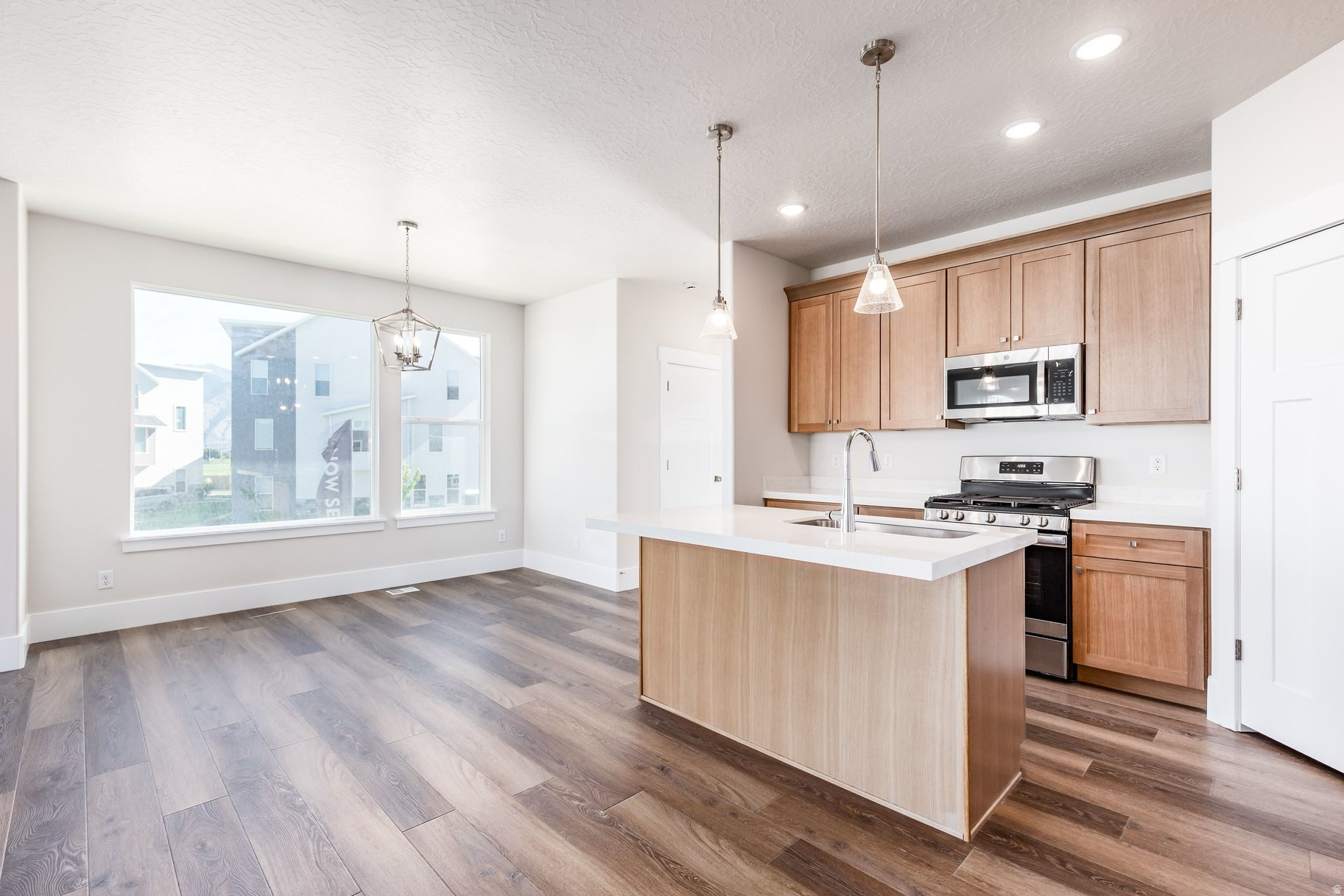 RIDGE - Residential