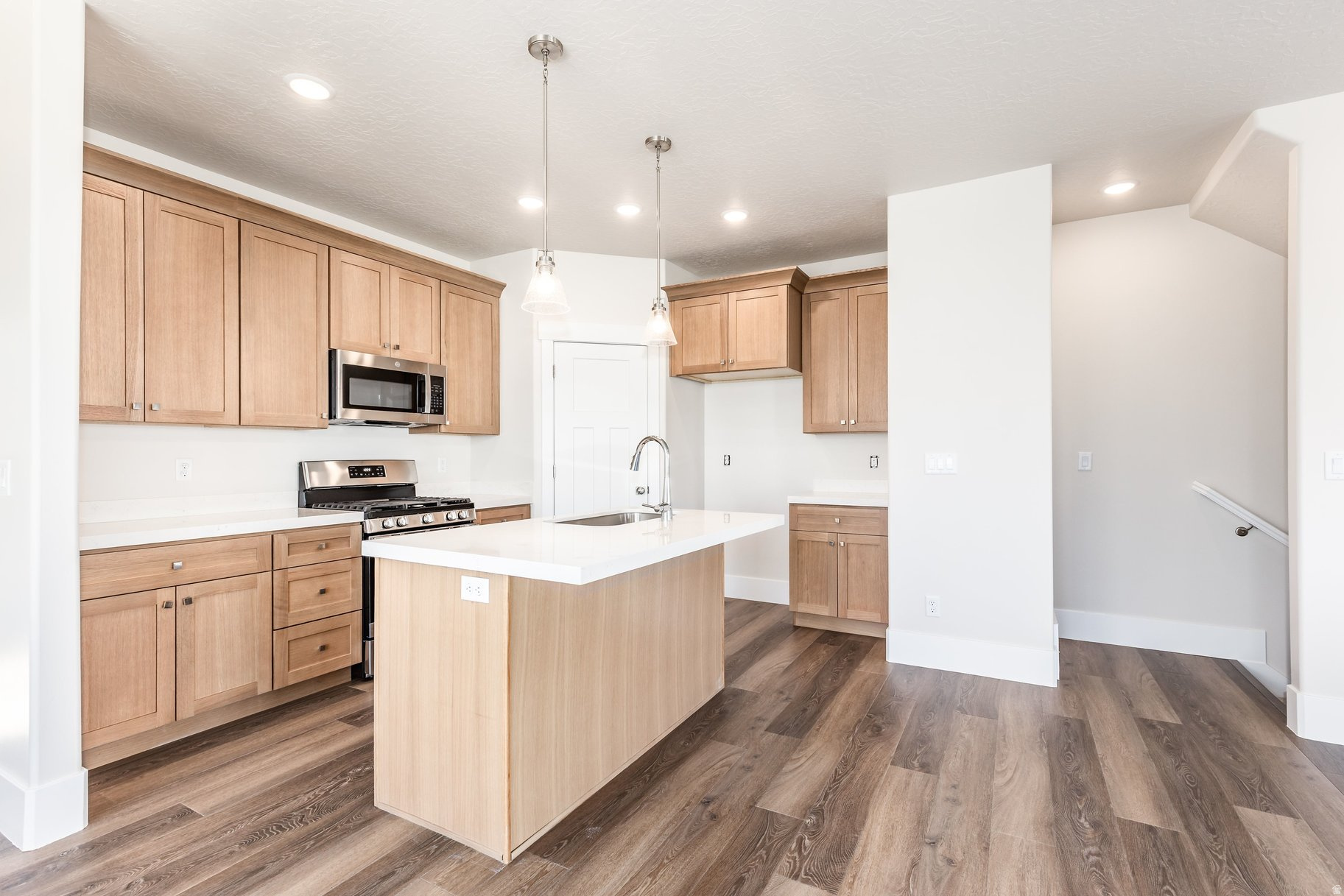 RIDGE - Residential