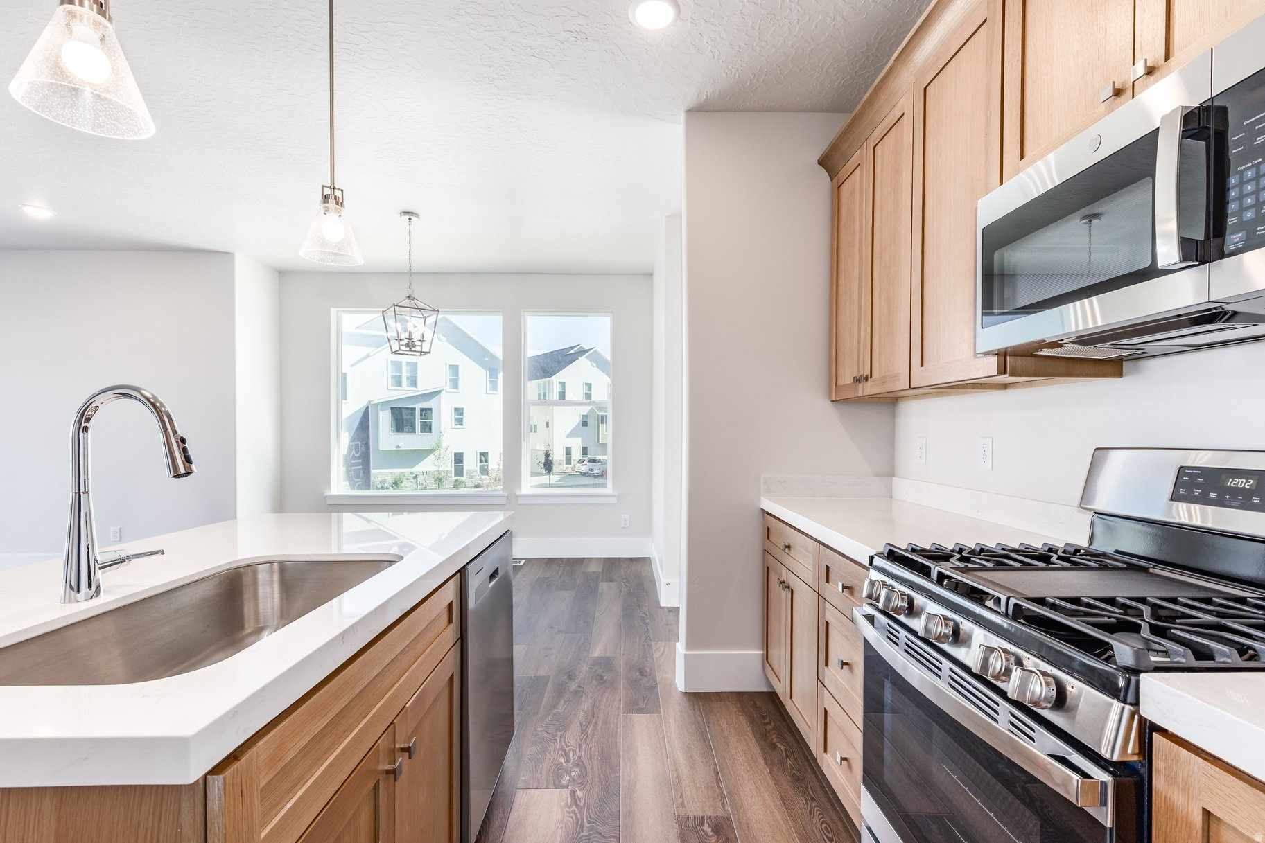 RIDGE - Residential