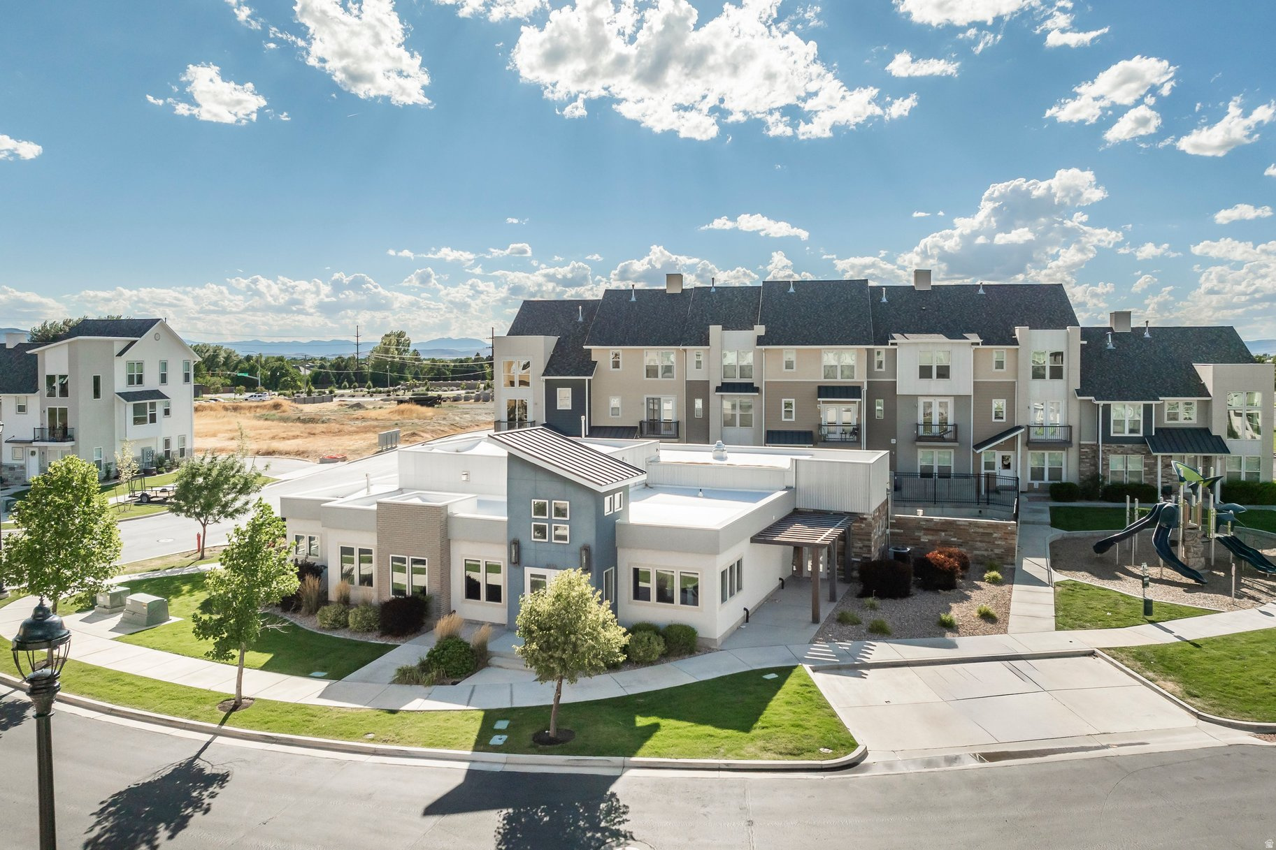 RIDGE - Residential