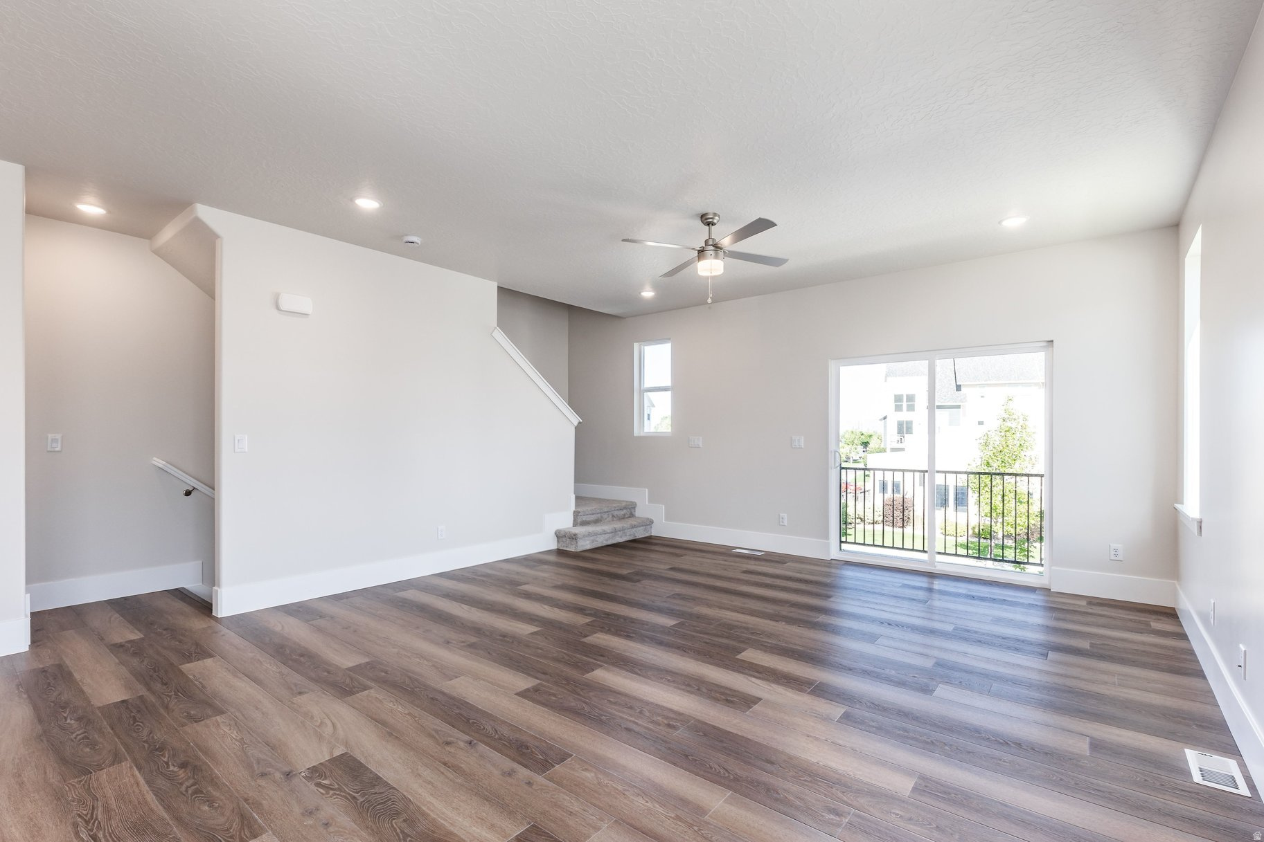 RIDGE - Residential