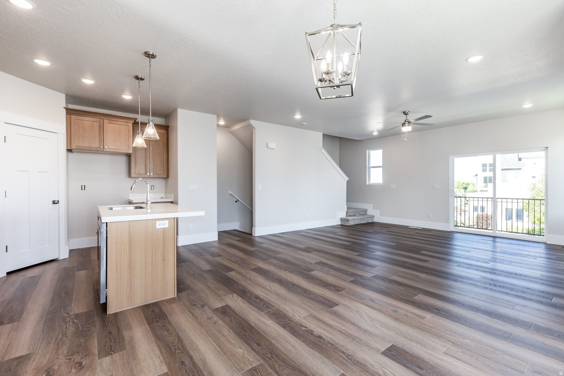 RIDGE - Residential