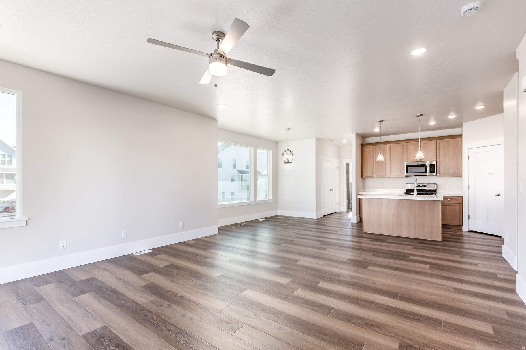RIDGE - Residential