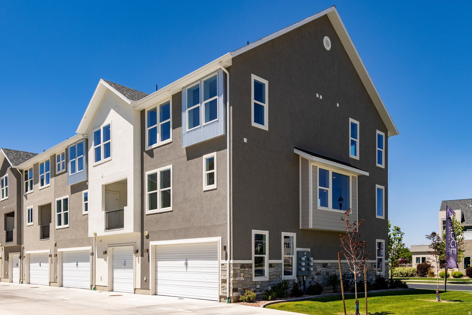RIDGE - Residential