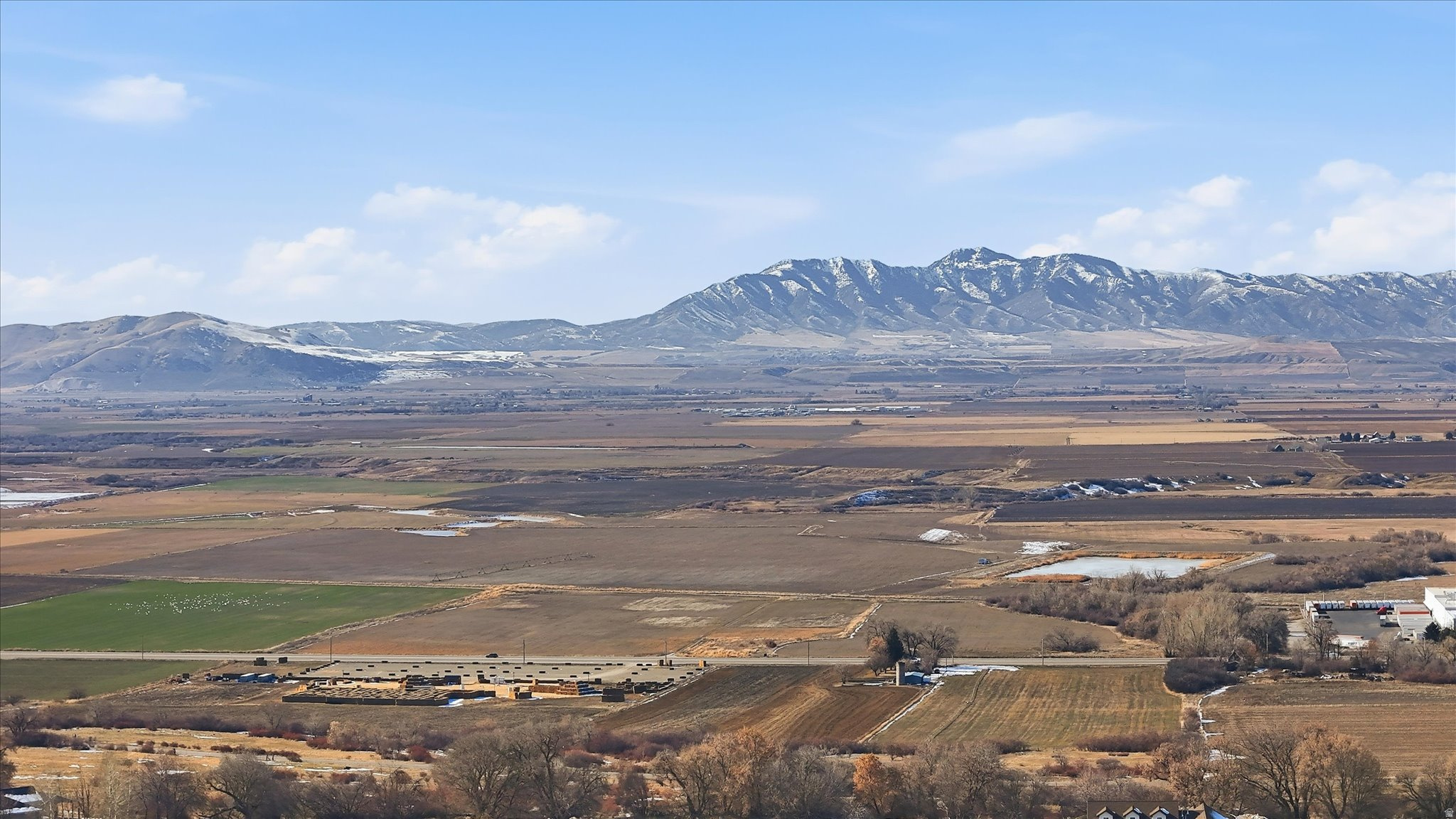 KNOLLS SUBDIVISION, PHASE 1 - Land