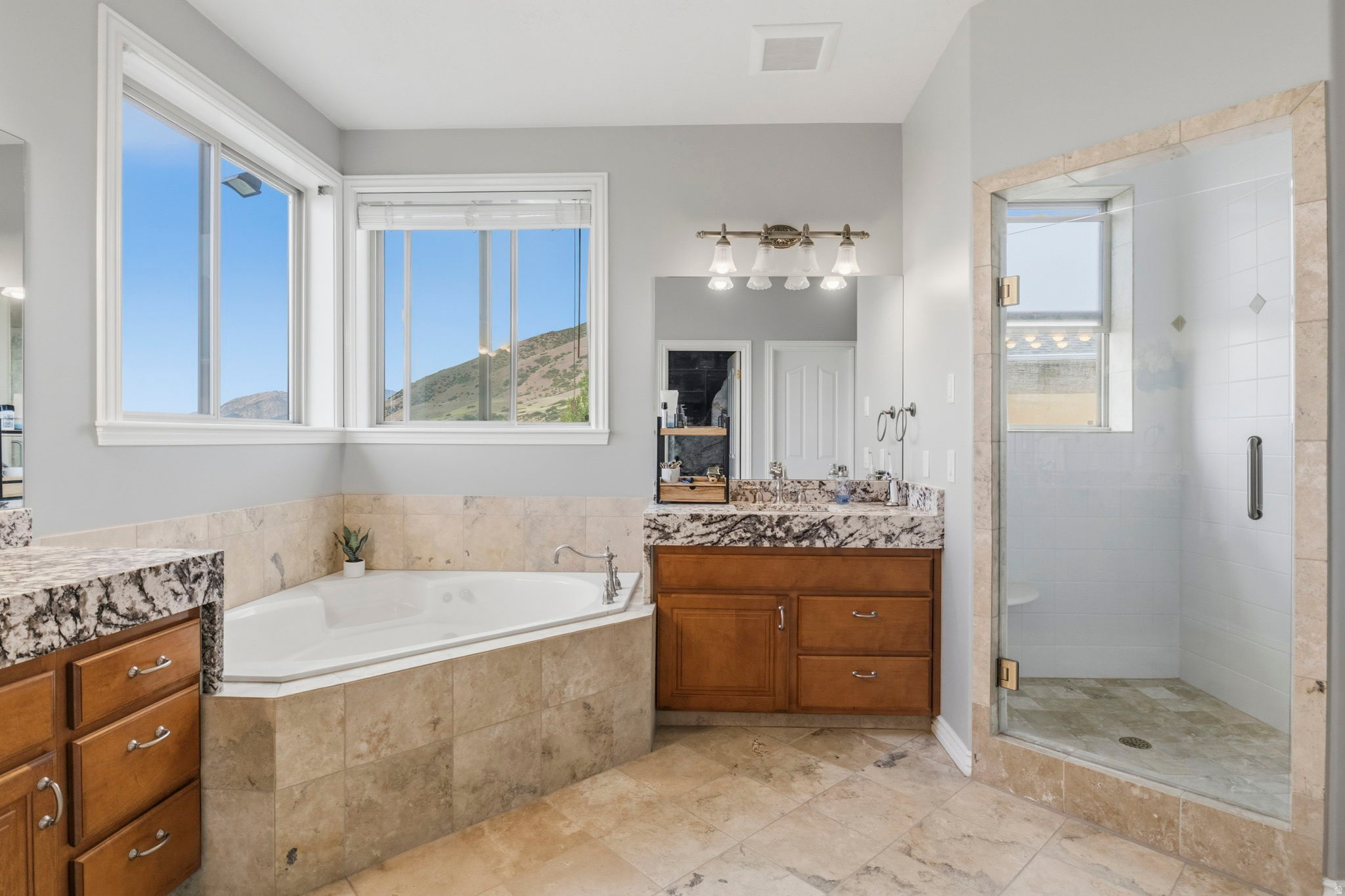 SOUTH MOUNTAIN - Residential
