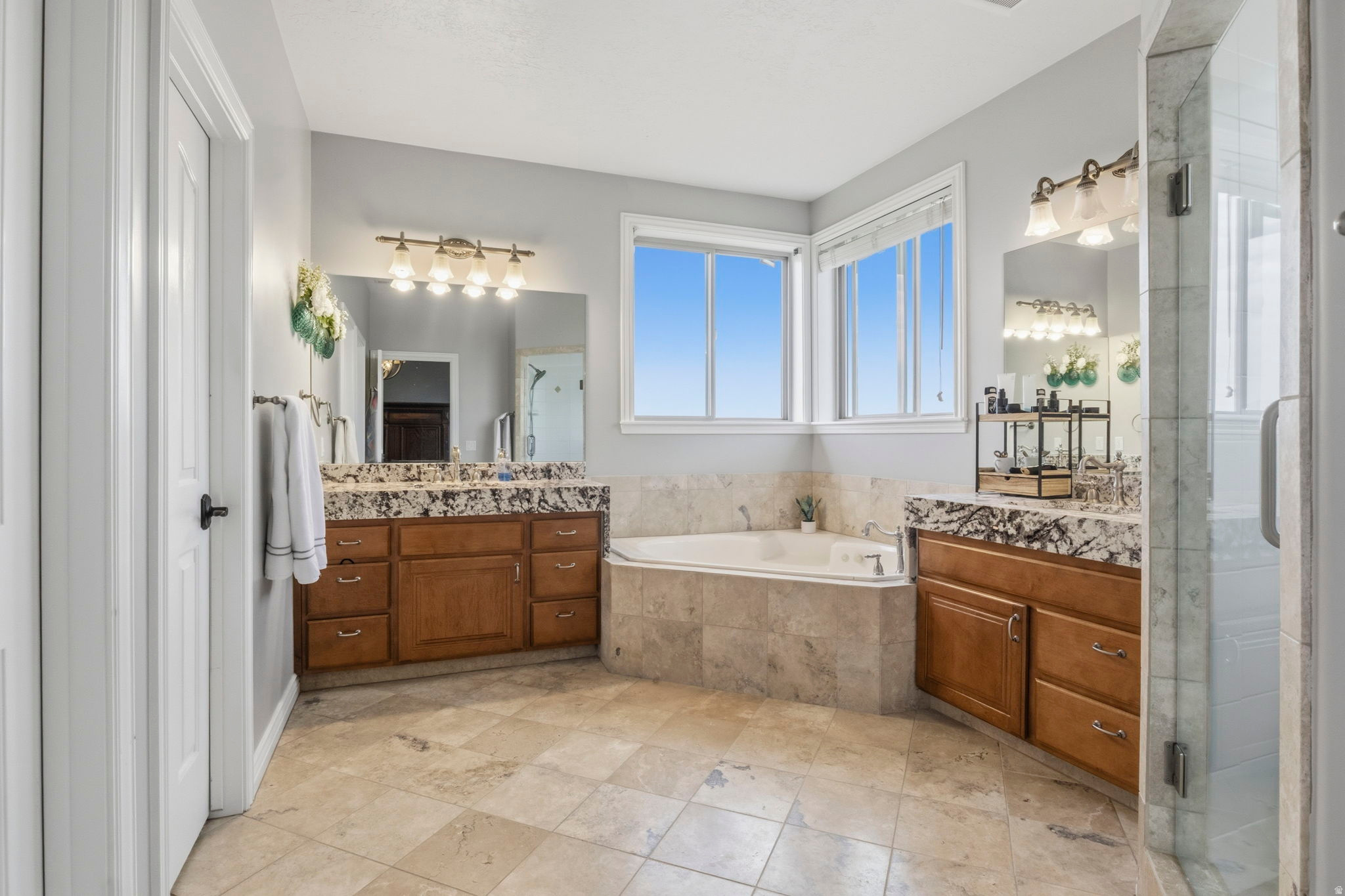 SOUTH MOUNTAIN - Residential