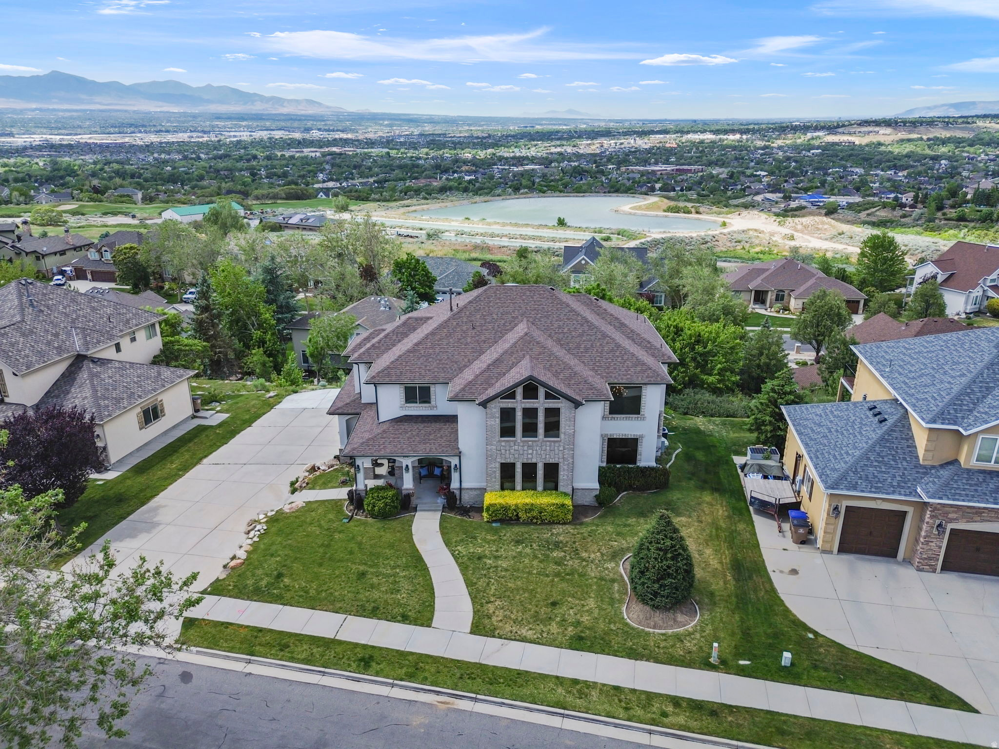 SOUTH MOUNTAIN - Residential
