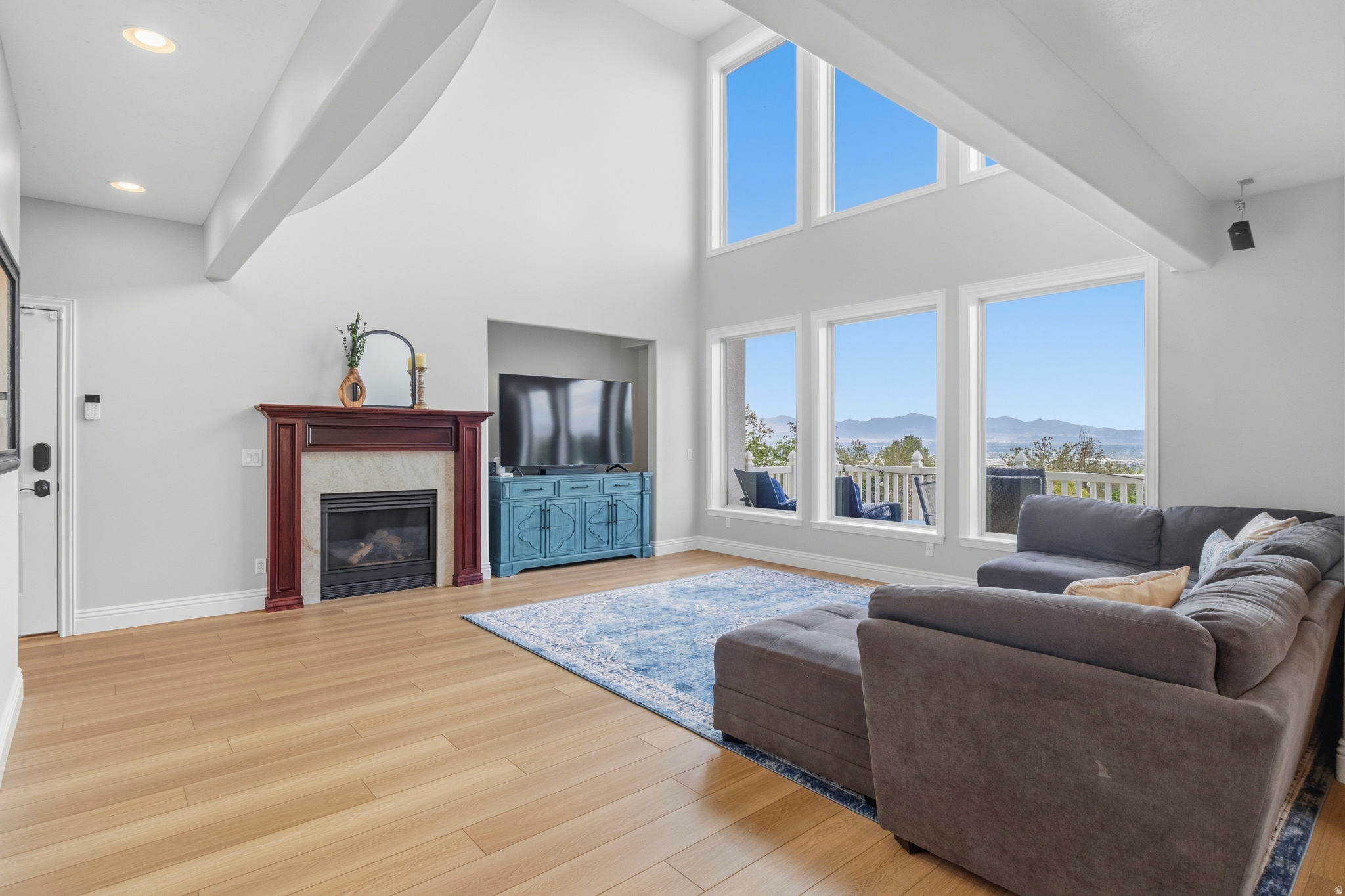 SOUTH MOUNTAIN - Residential