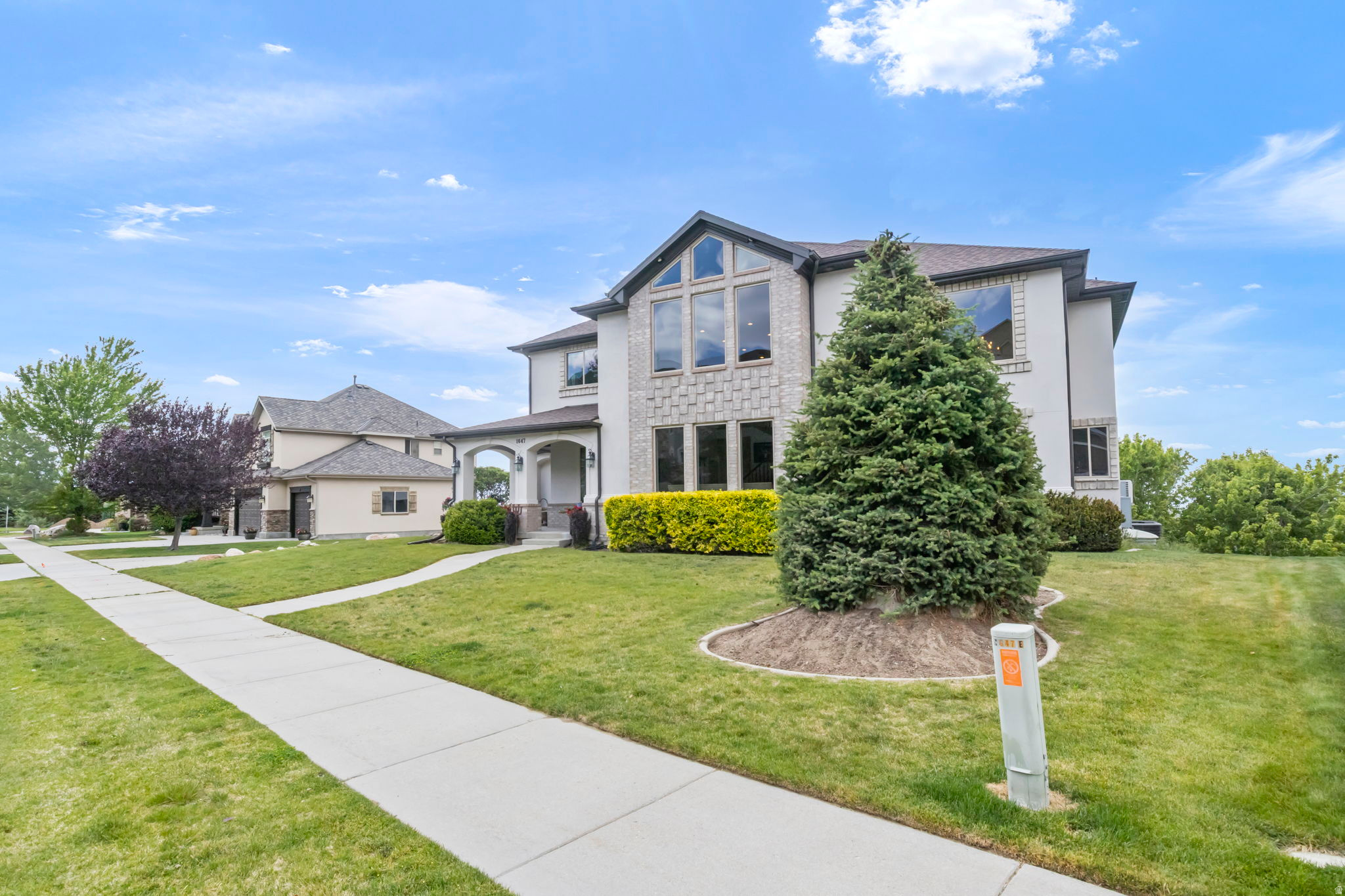 SOUTH MOUNTAIN - Residential