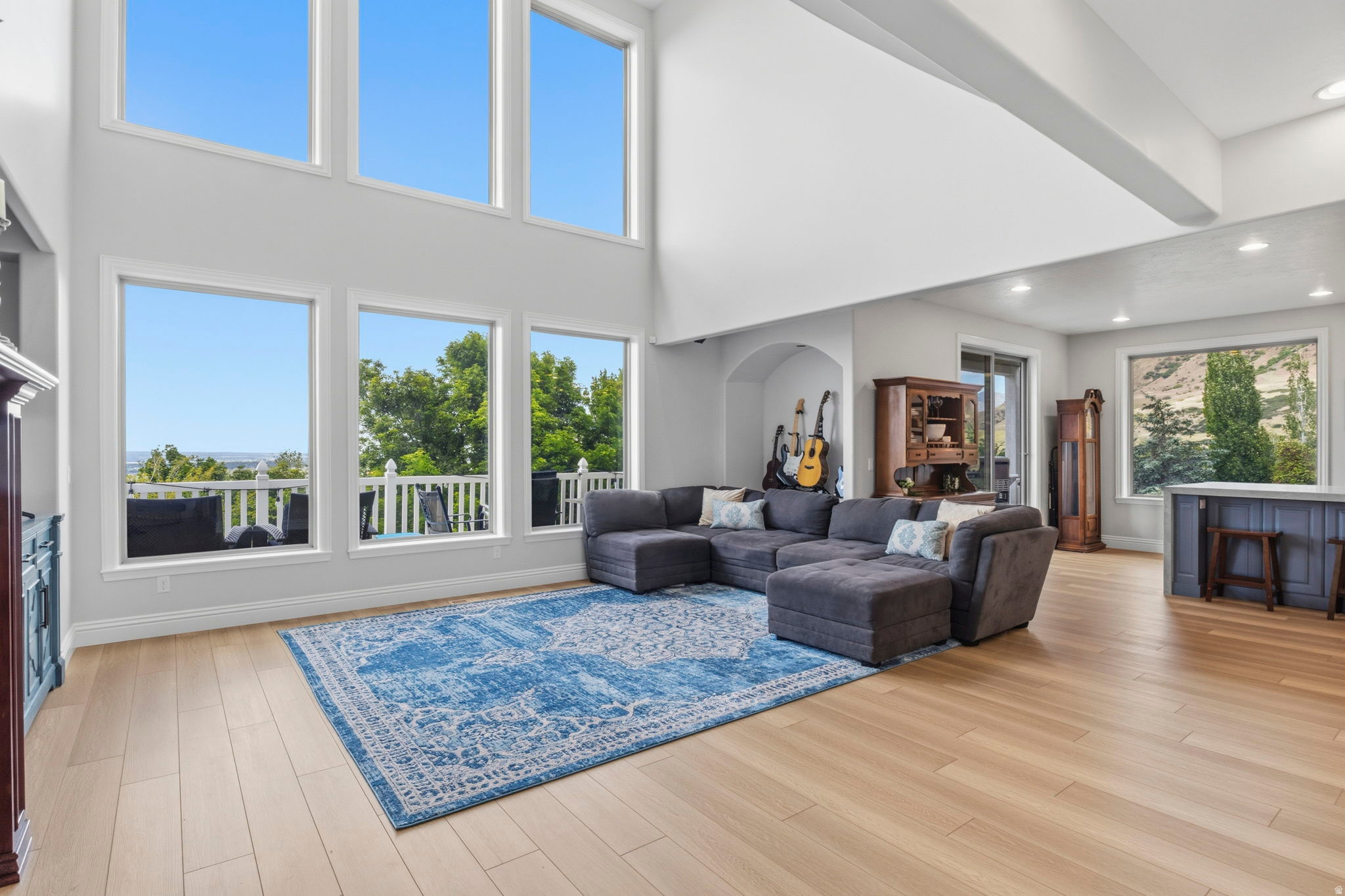 SOUTH MOUNTAIN - Residential