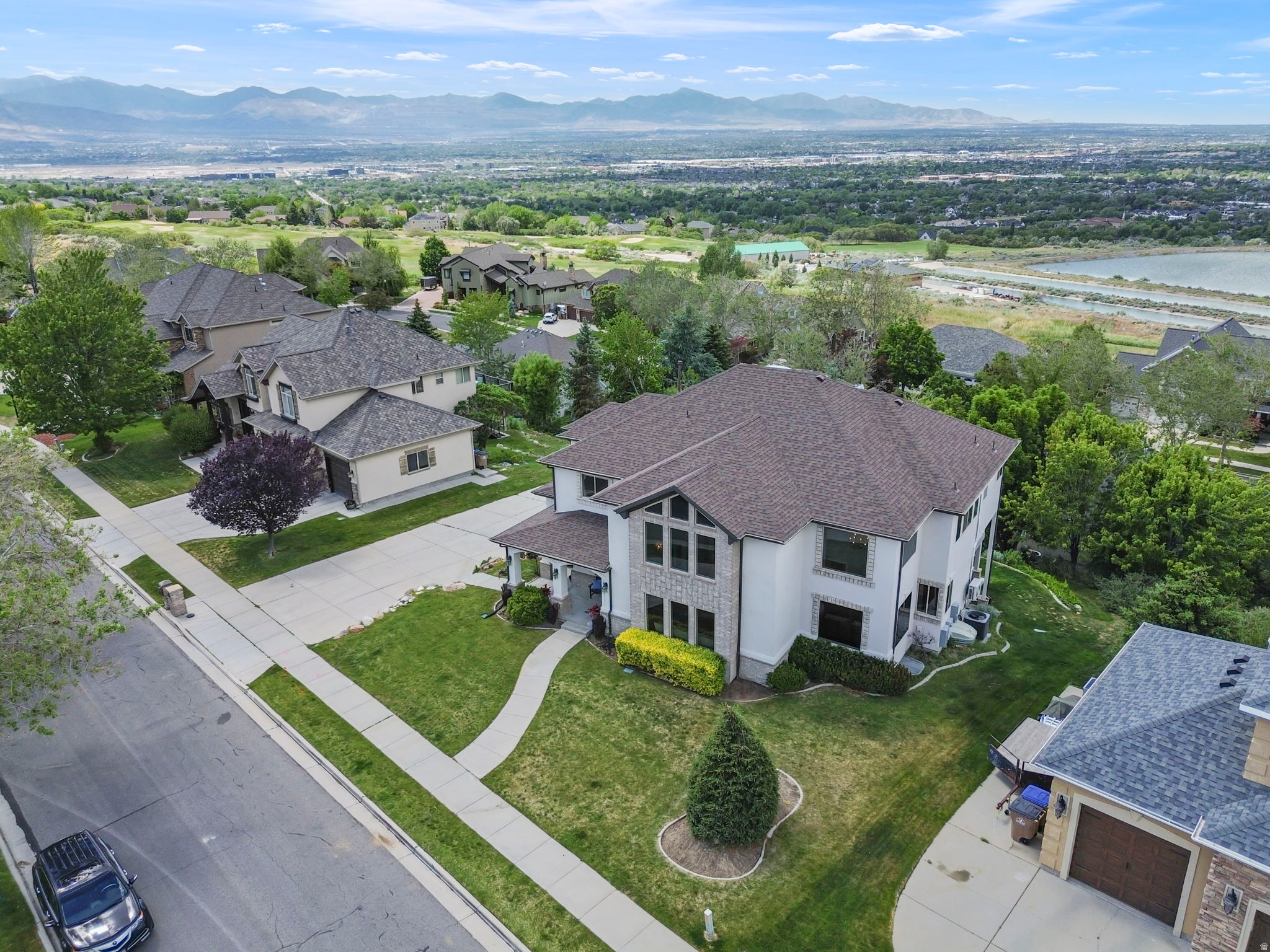 SOUTH MOUNTAIN - Residential