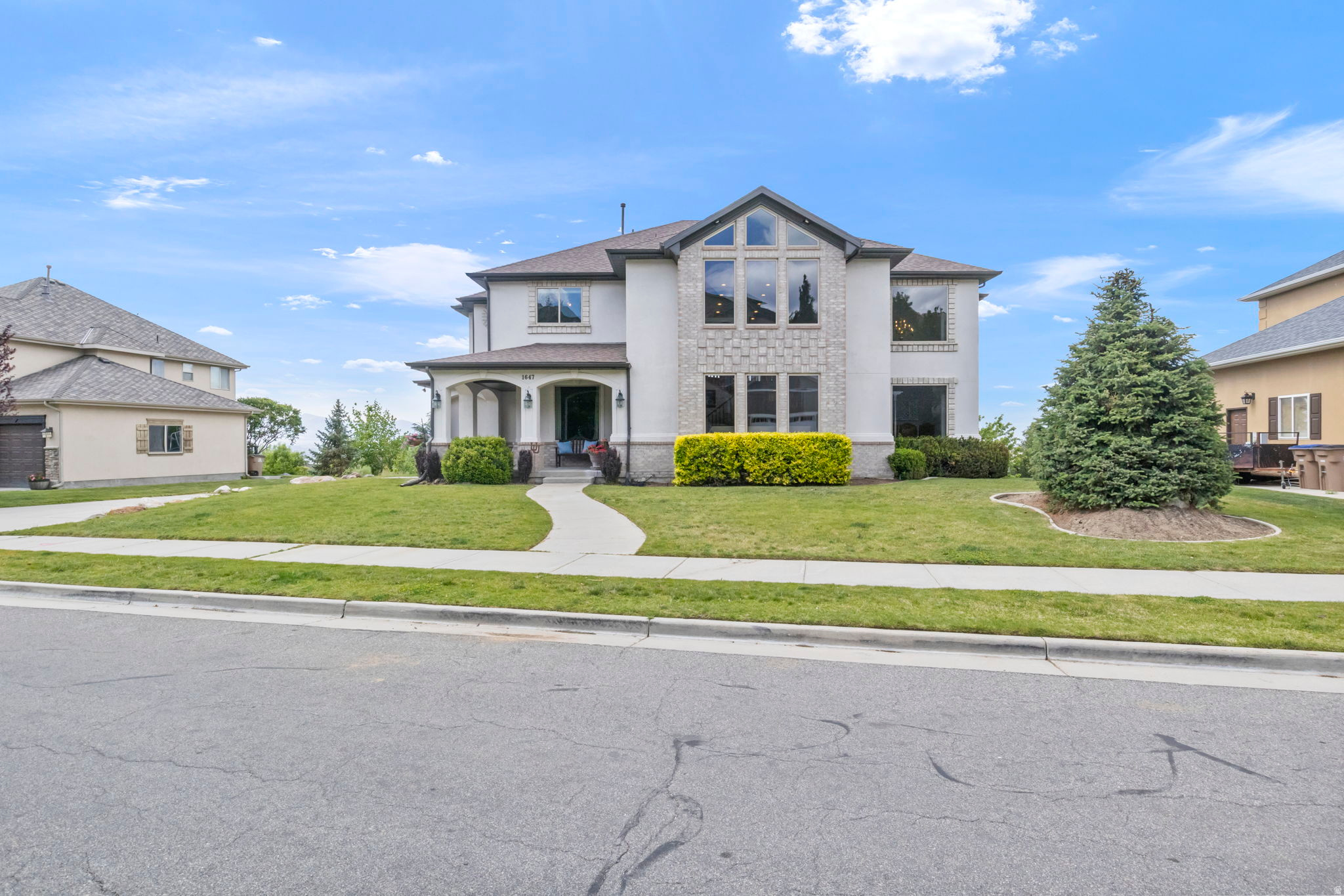 SOUTH MOUNTAIN - Residential
