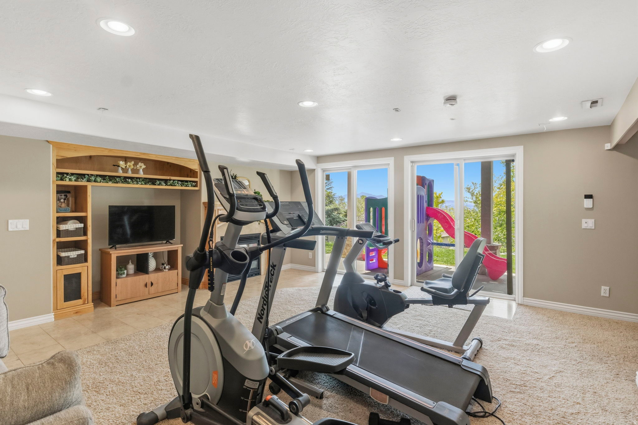 SOUTH MOUNTAIN - Residential