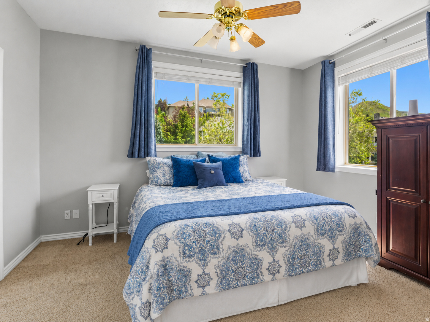 SOUTH MOUNTAIN - Residential