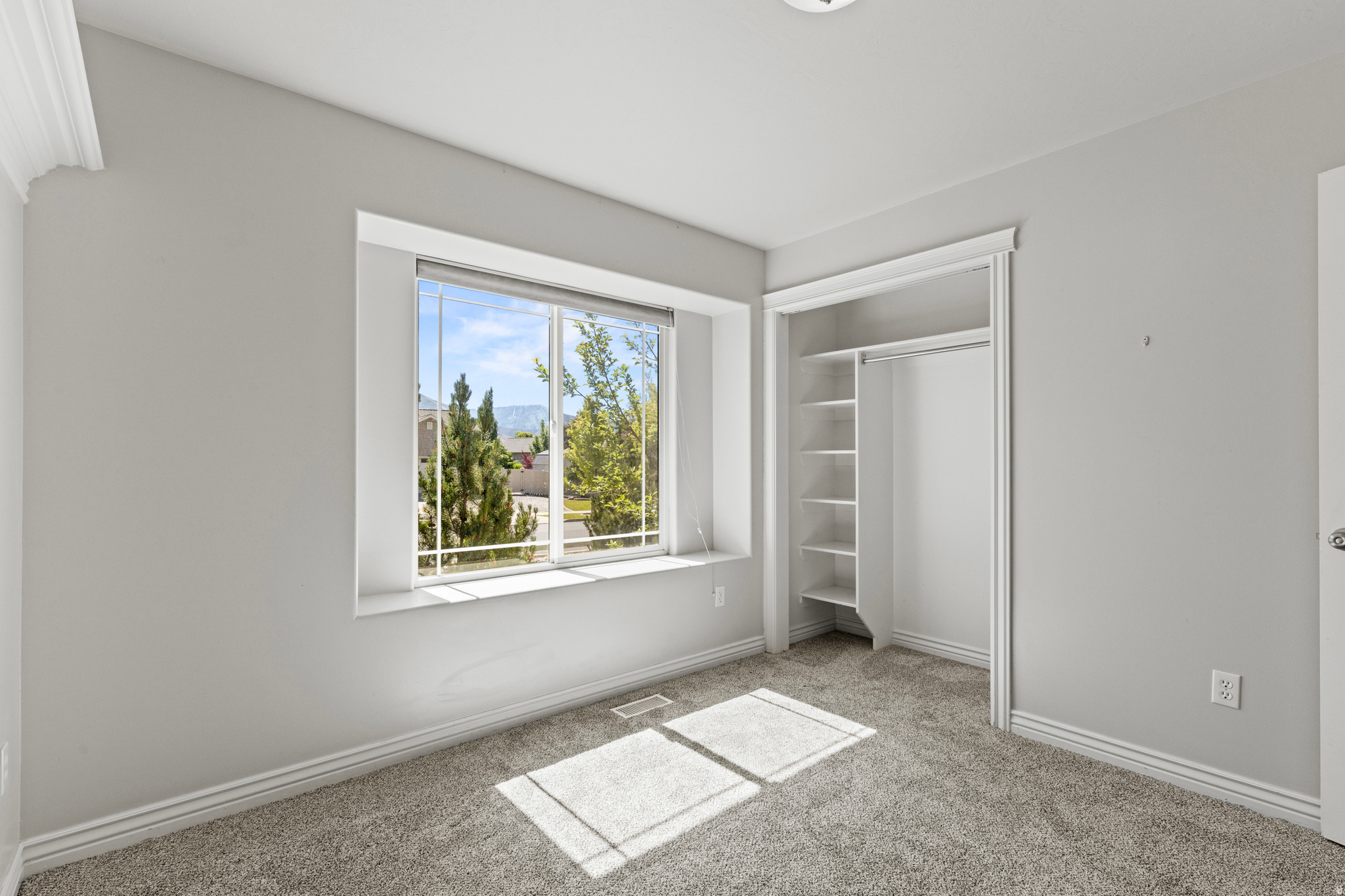 NIBLEY GARDEN ESTATES PH 5 - Residential