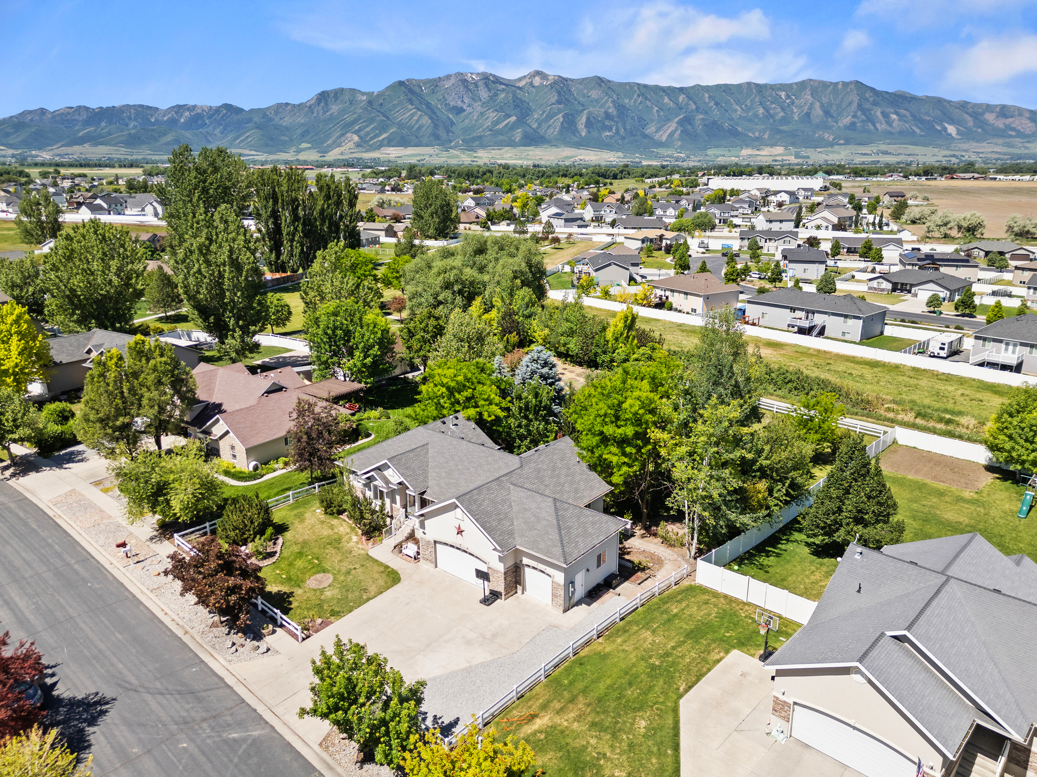 NIBLEY GARDEN ESTATES PH 5 - Residential