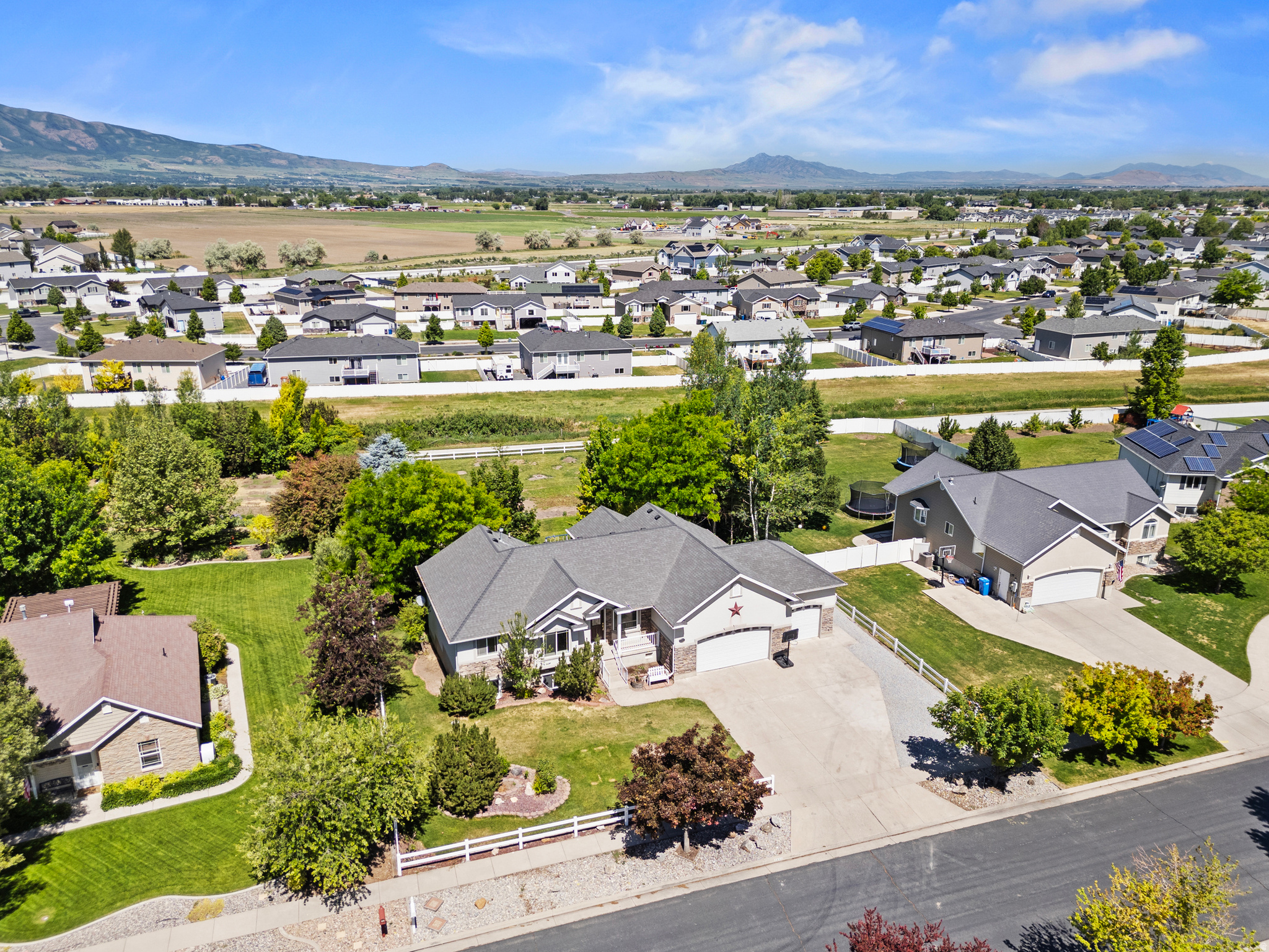 NIBLEY GARDEN ESTATES PH 5 - Residential