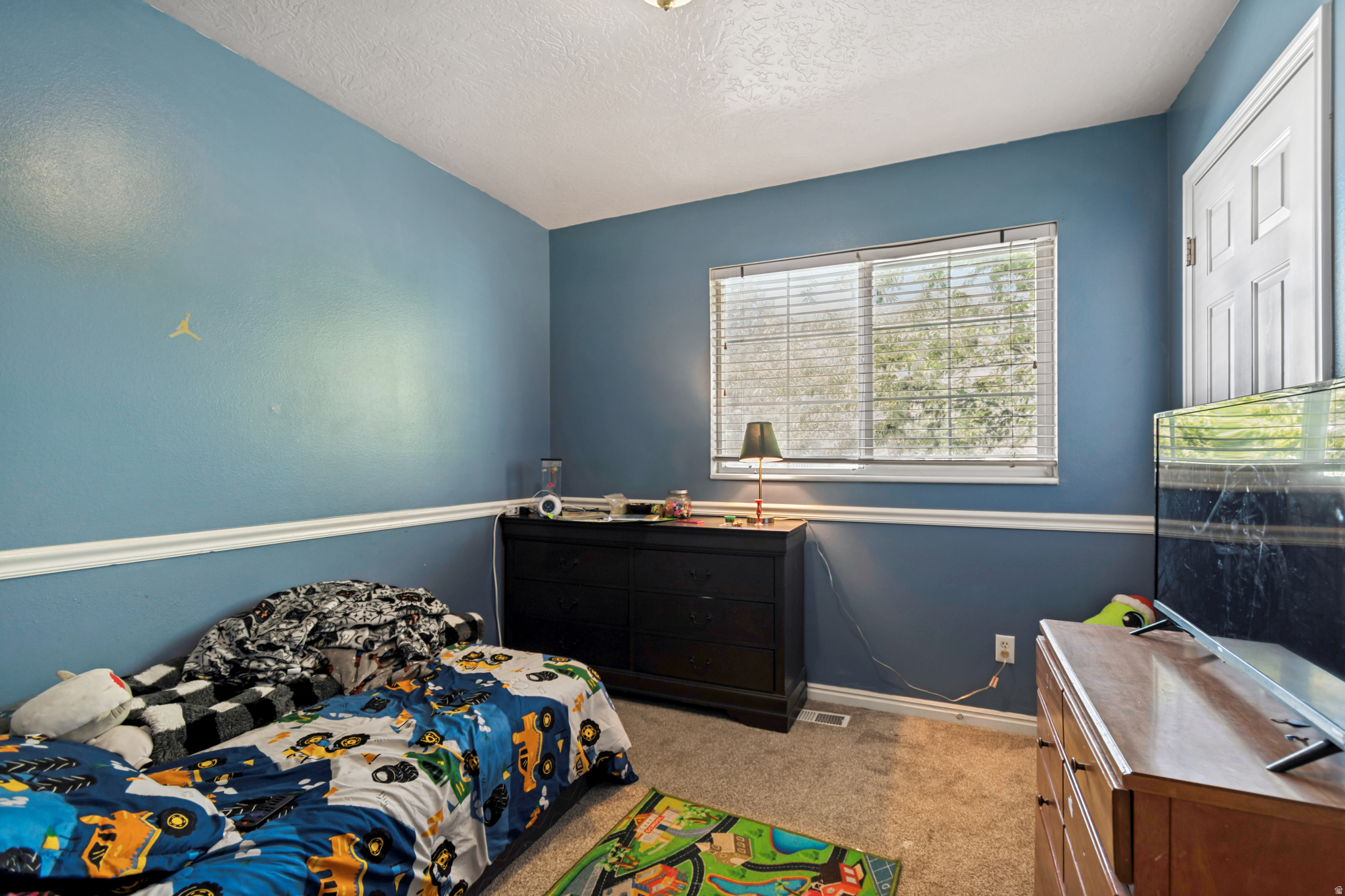 OAKVIEW ESTATES - Residential