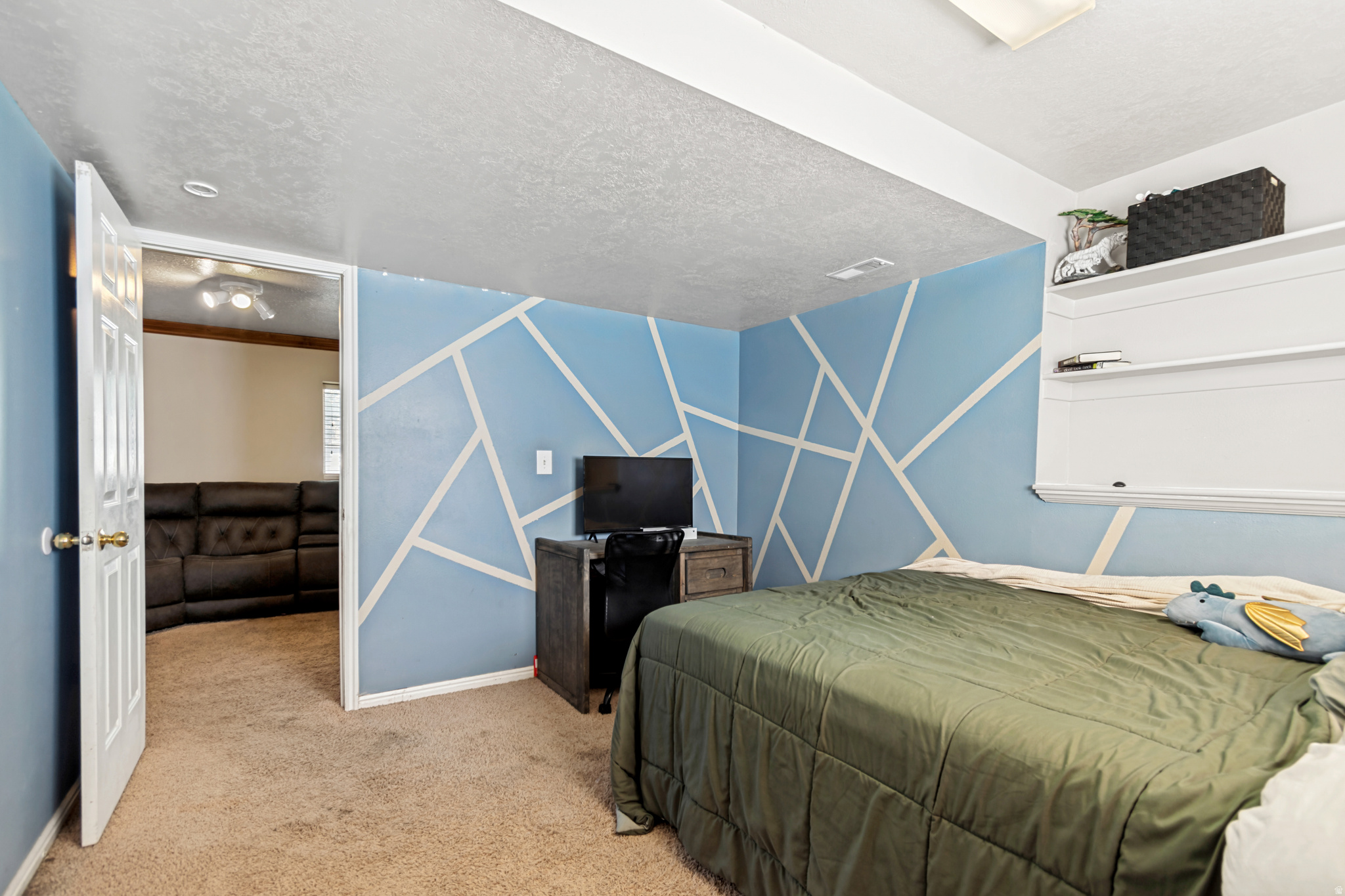 OAKVIEW ESTATES - Residential