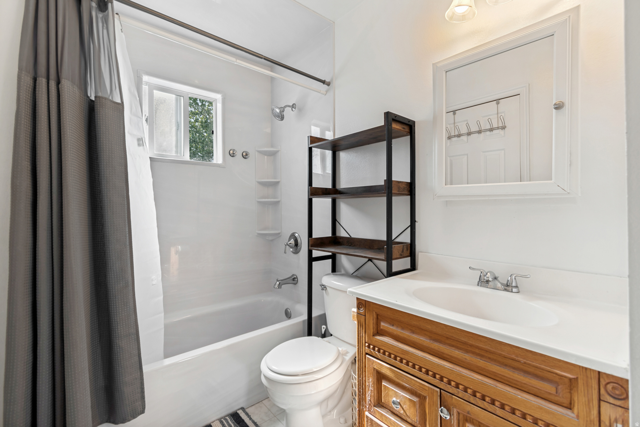 OAKVIEW ESTATES - Residential