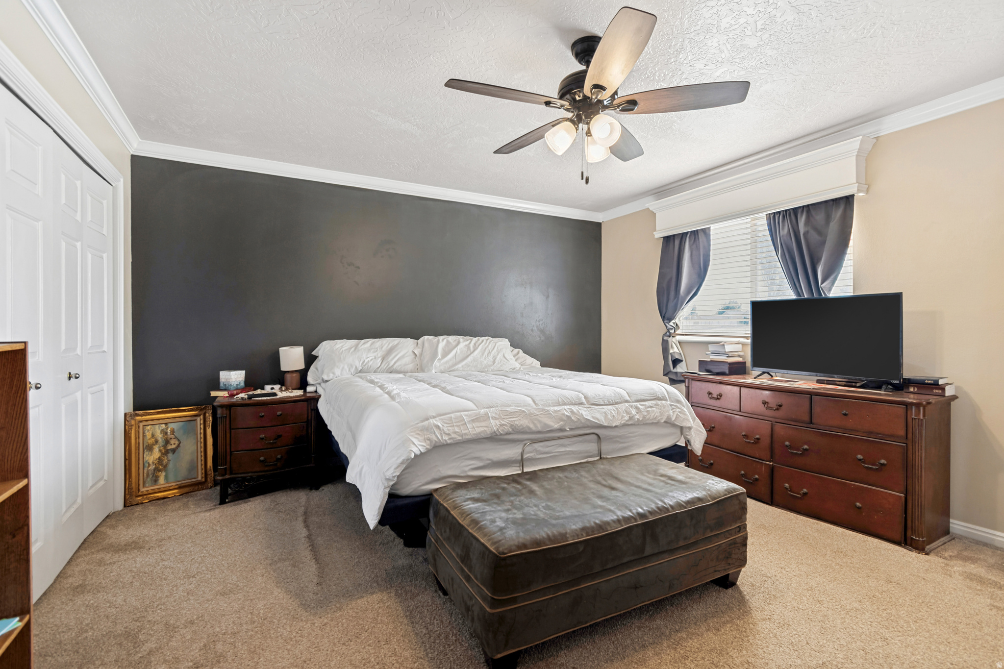 OAKVIEW ESTATES - Residential