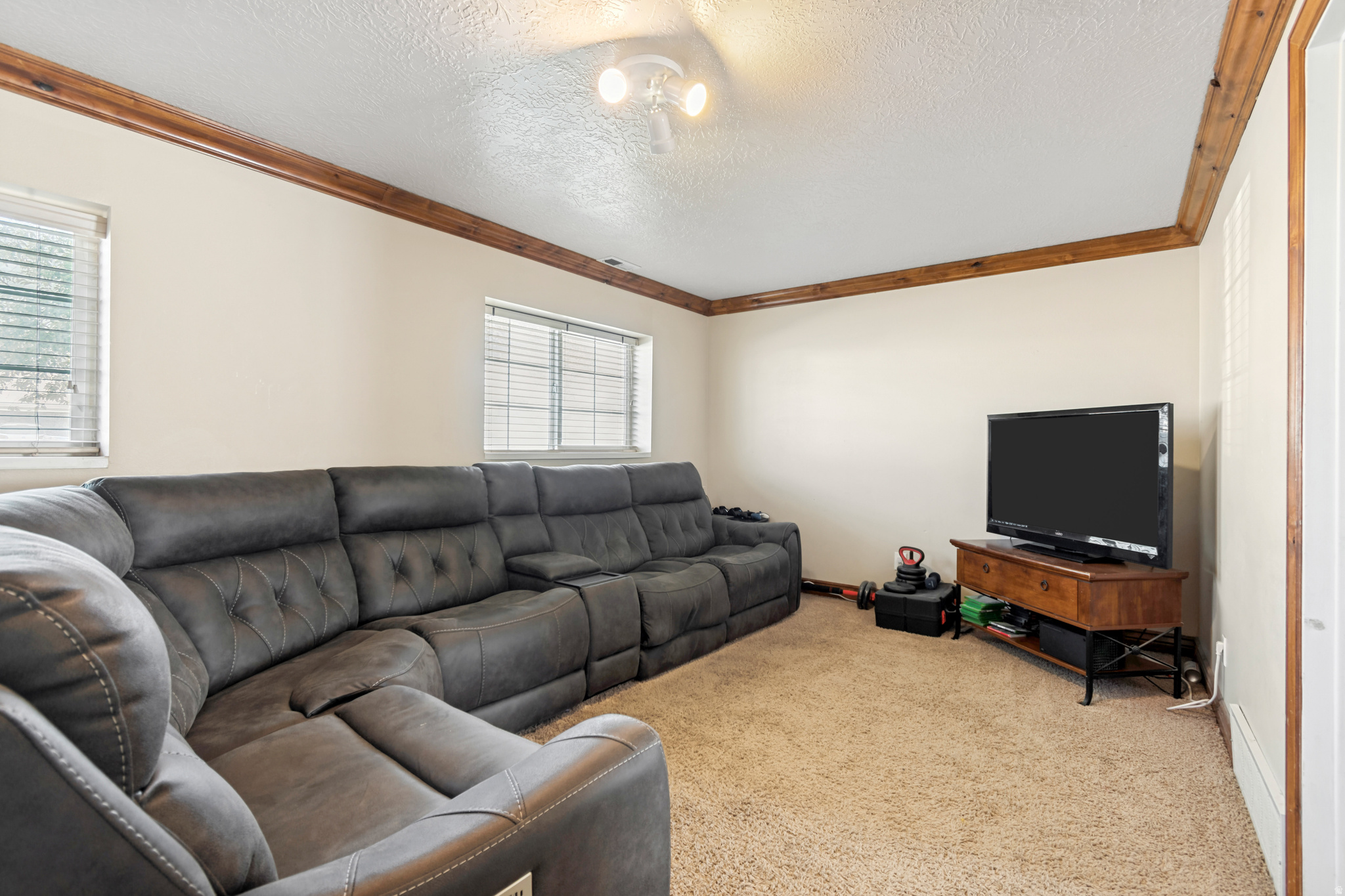 OAKVIEW ESTATES - Residential