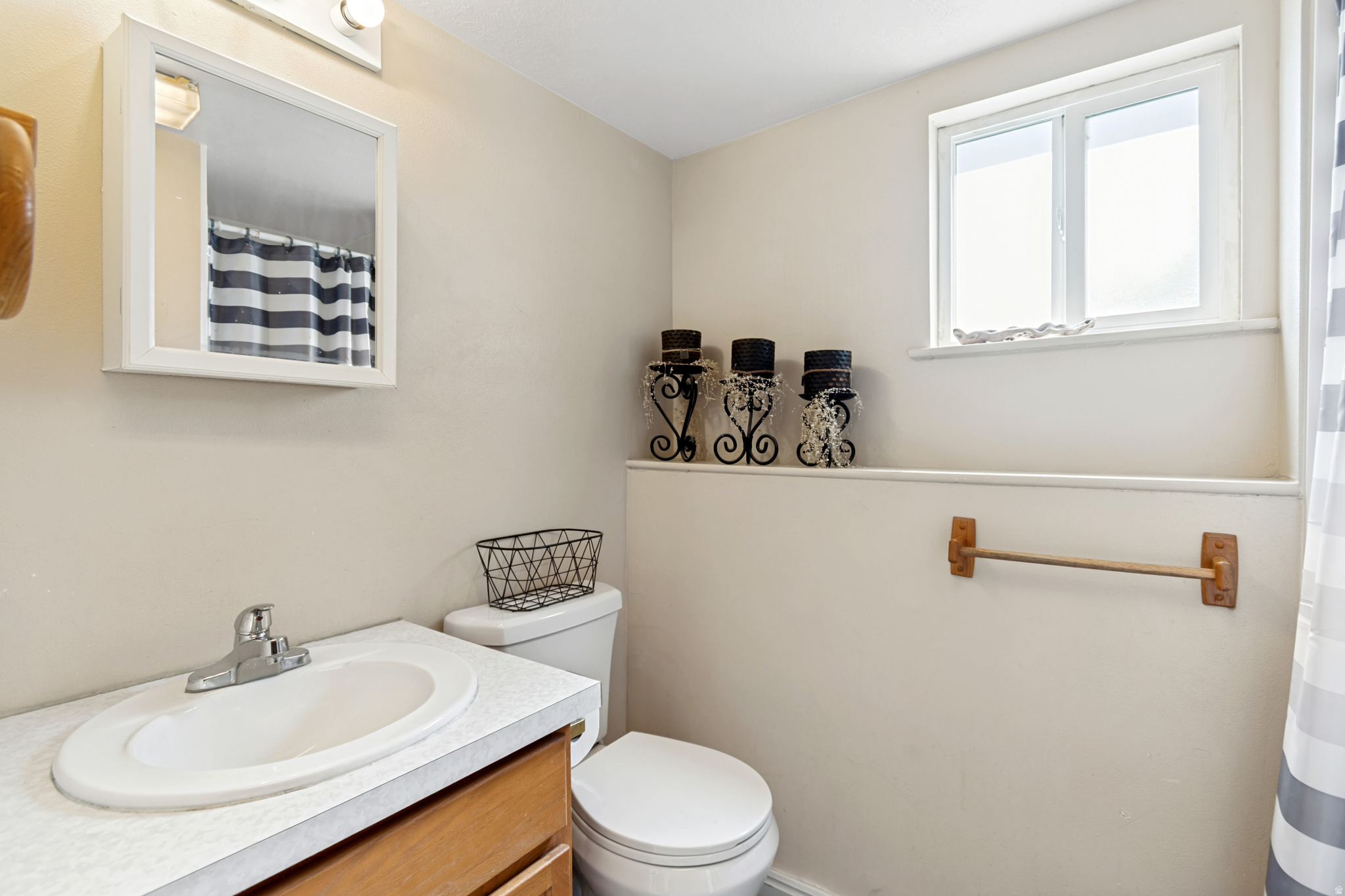 OAKVIEW ESTATES - Residential