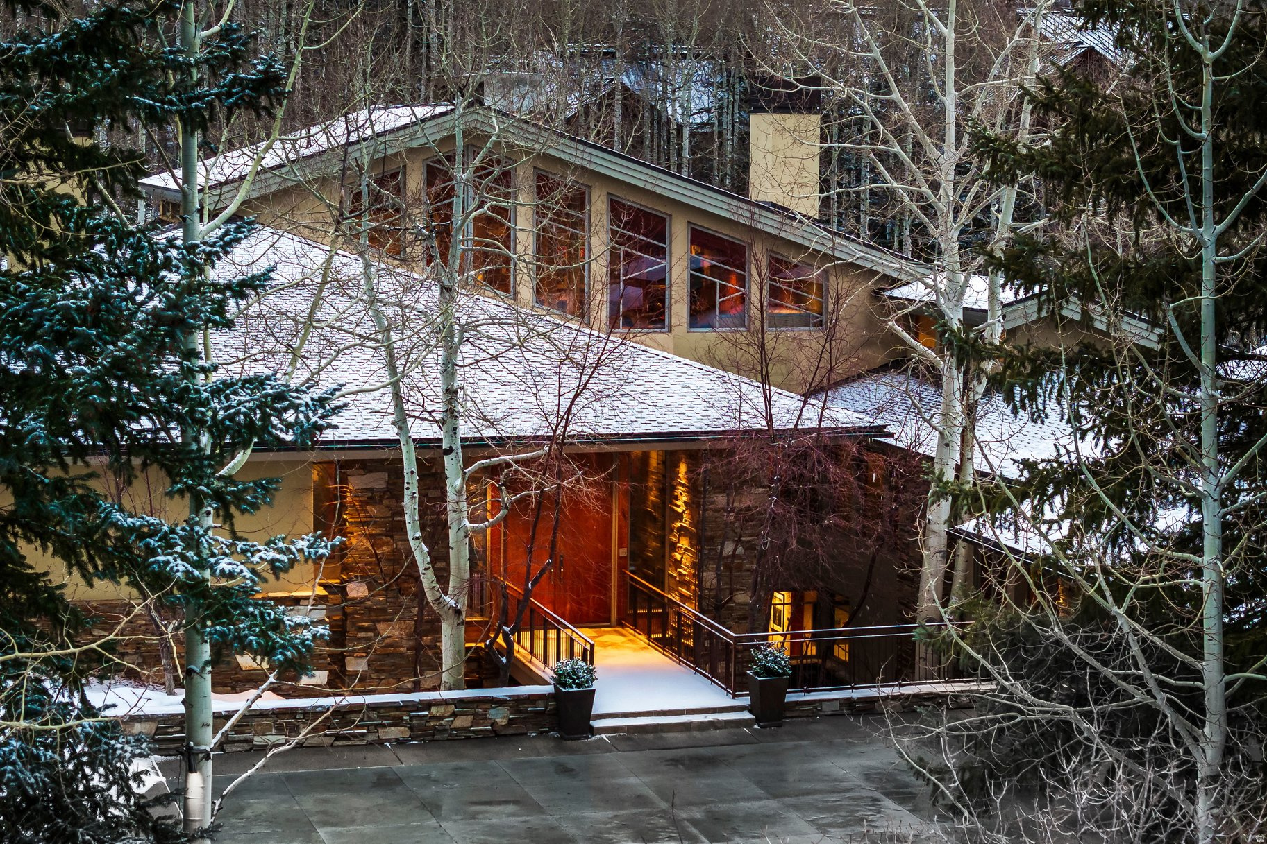 ASPEN SPRINGS RANCH - Residential
