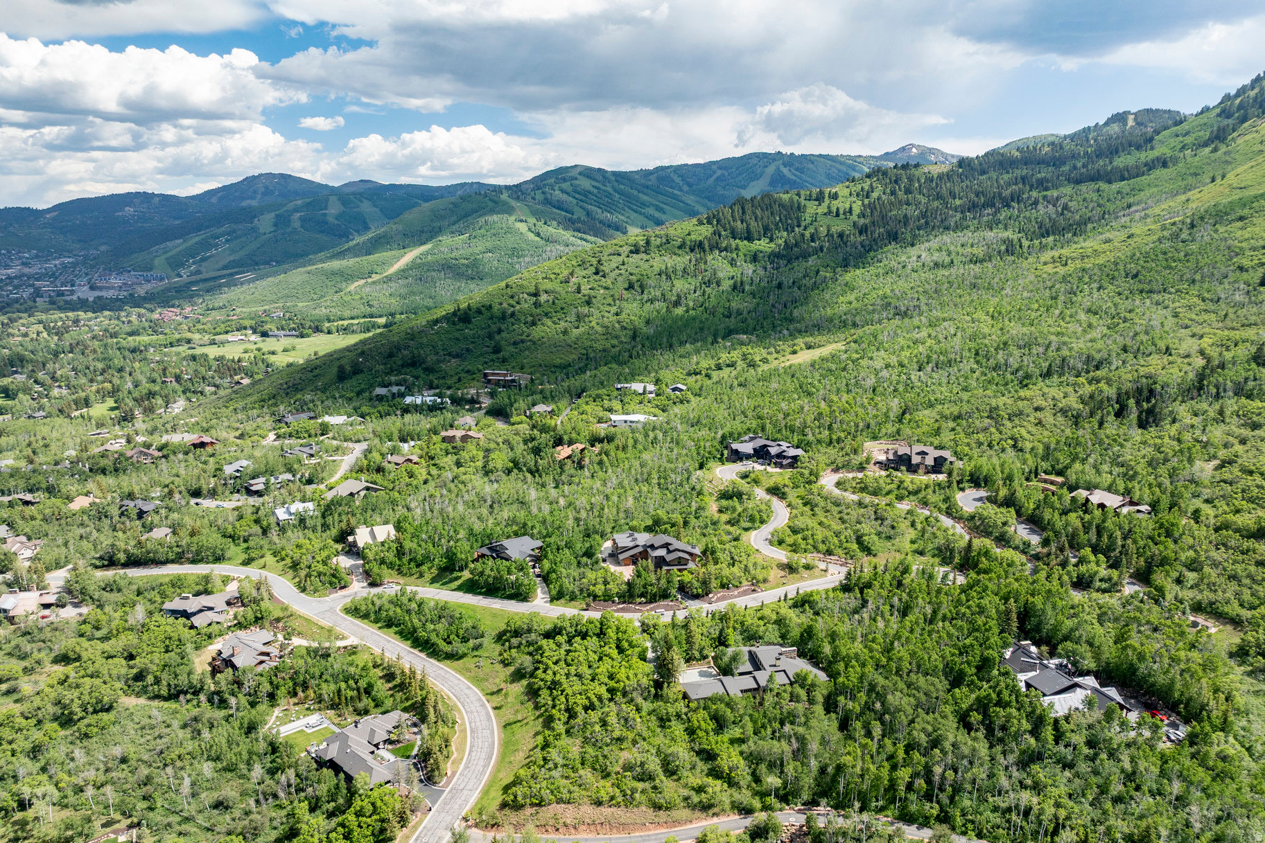 ASPEN SPRINGS RANCH - Residential