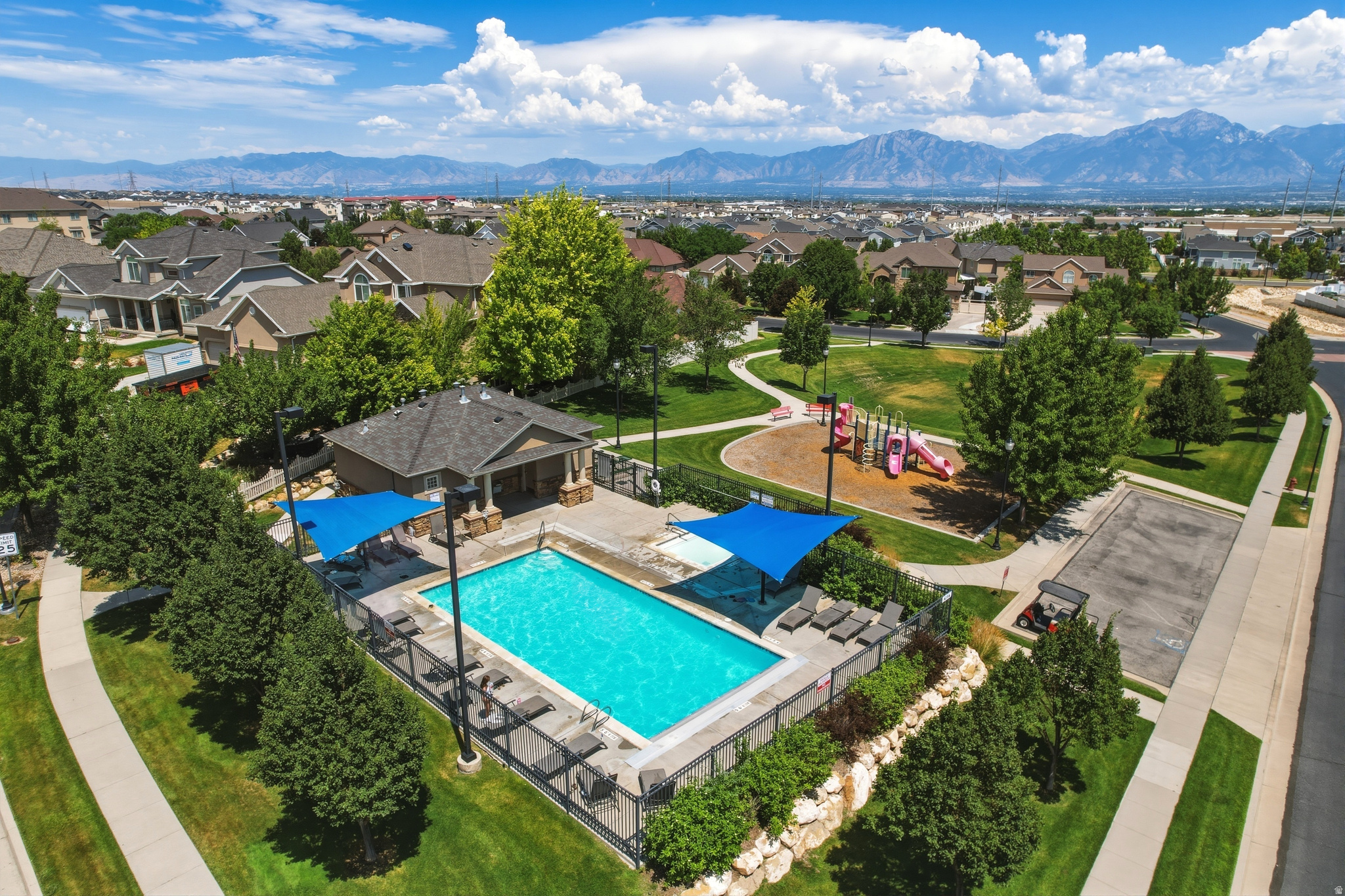 BLOOMFIELD HEIGHTS PHASE 2 - Residential