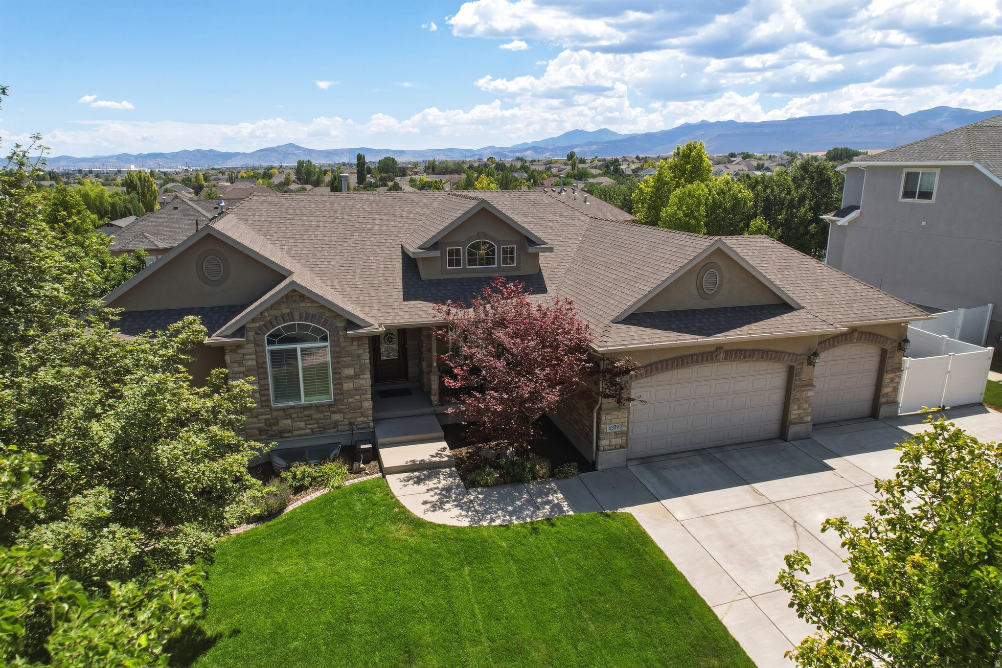 BLOOMFIELD HEIGHTS PHASE 2 - Residential