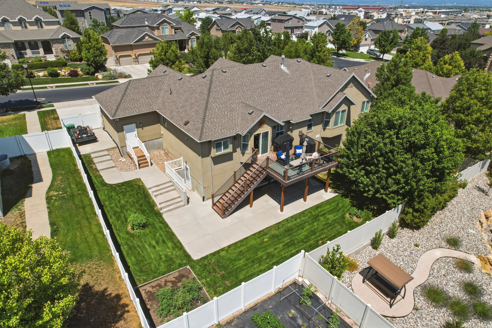BLOOMFIELD HEIGHTS PHASE 2 - Residential