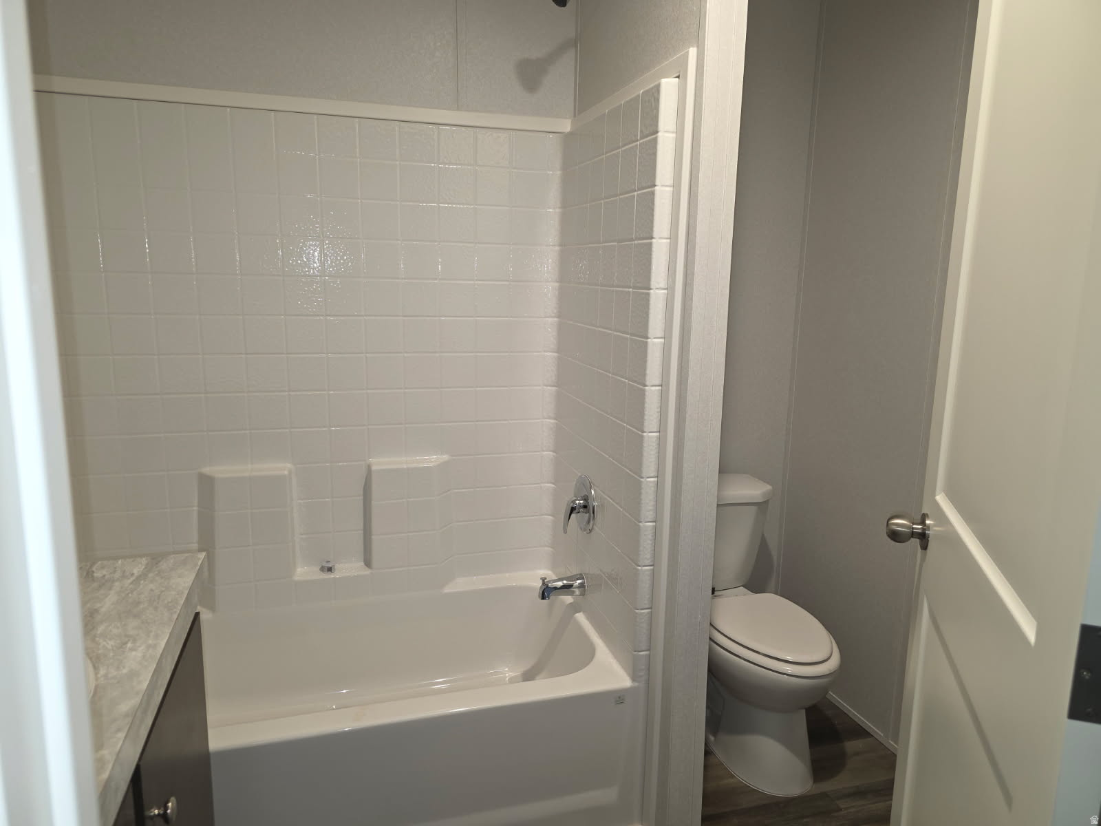 HIDDEN GLEN MOBILE ESTATES - Residential