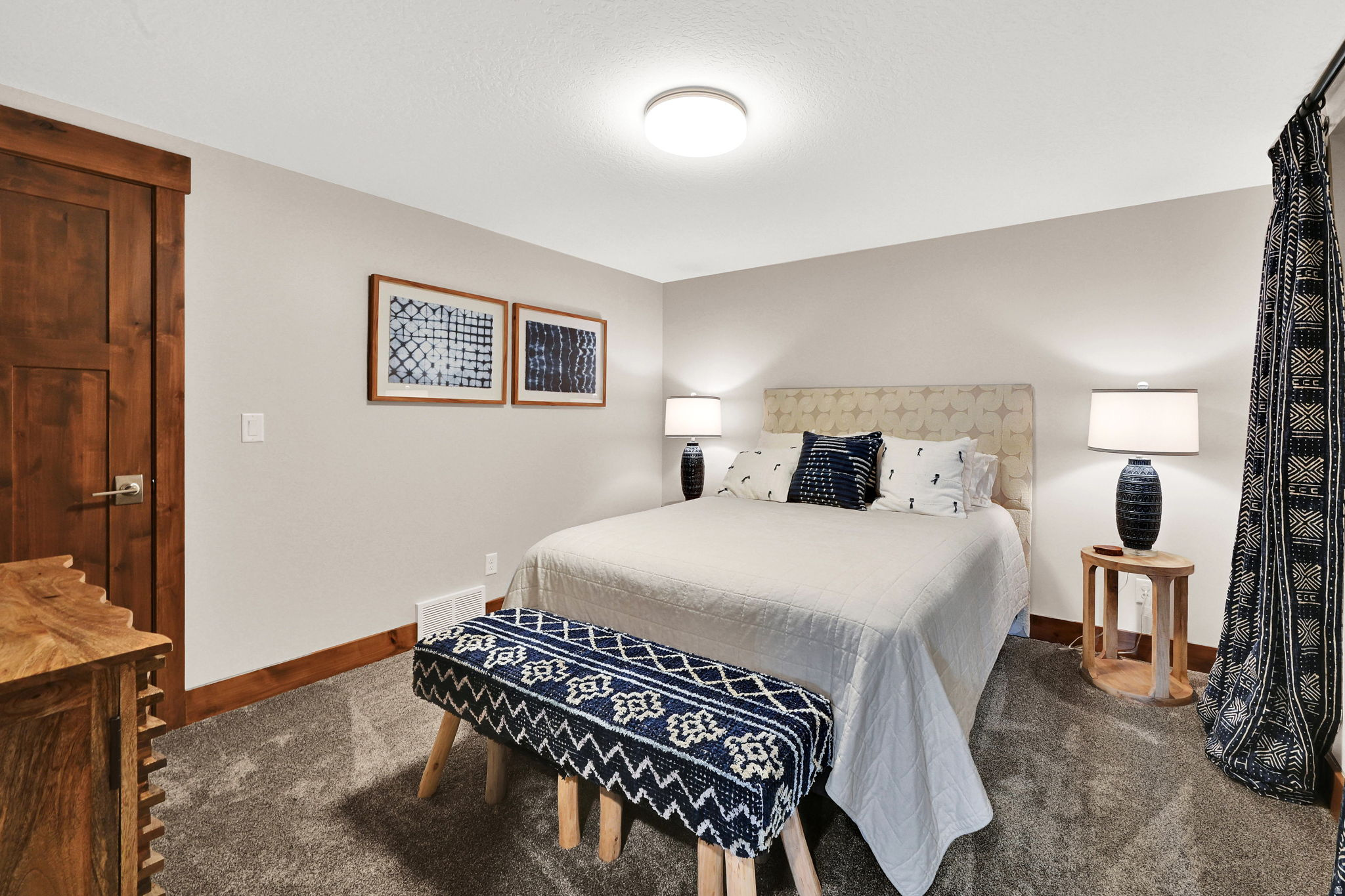 THE RIDGE TOWNHOMES - Residential