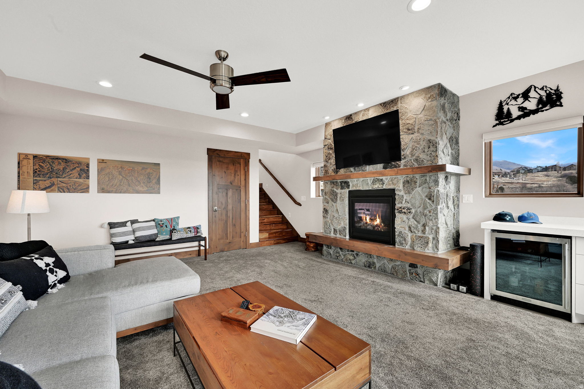 THE RIDGE TOWNHOMES - Residential