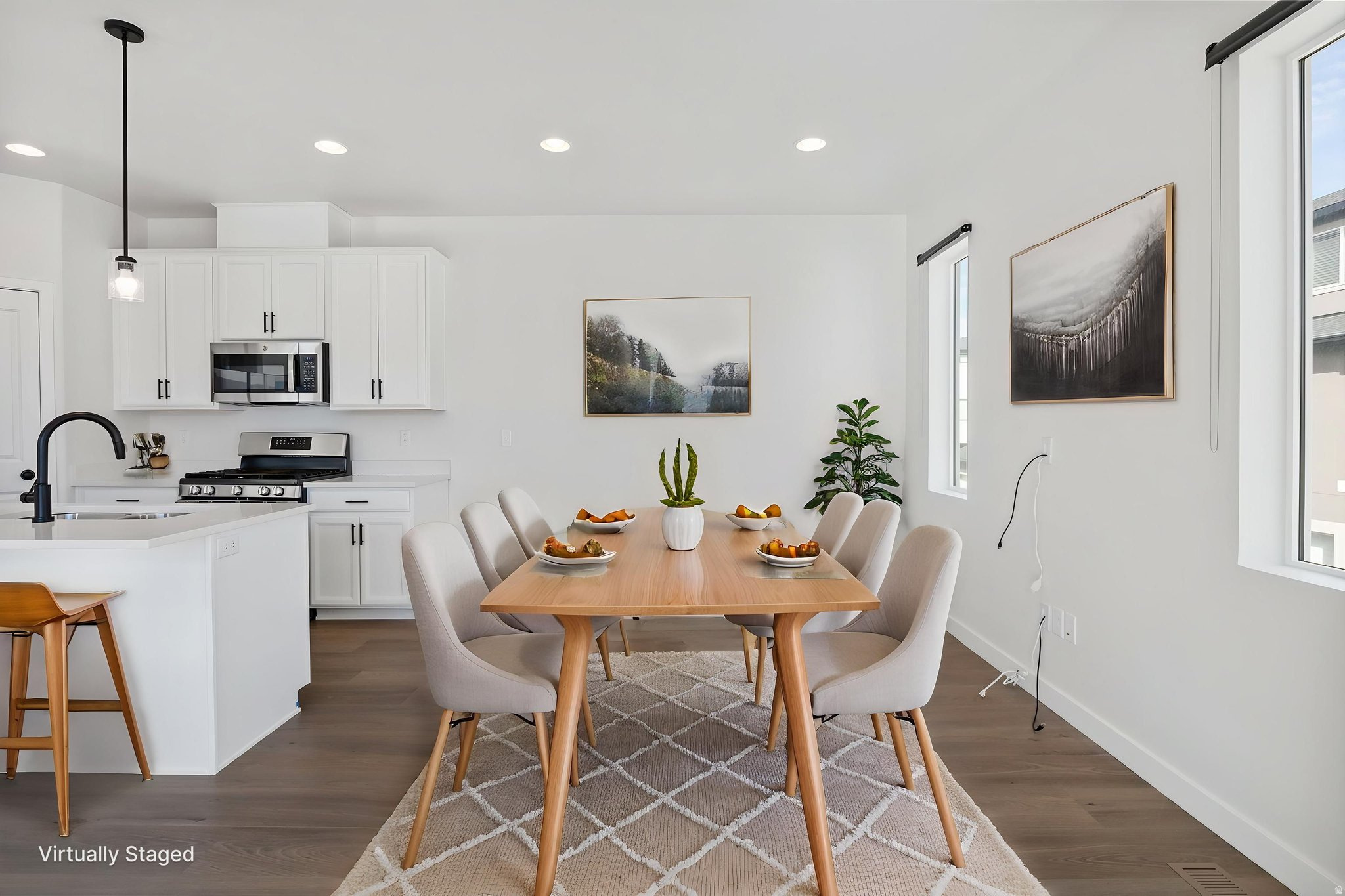 MEADOWBROOK - Residential