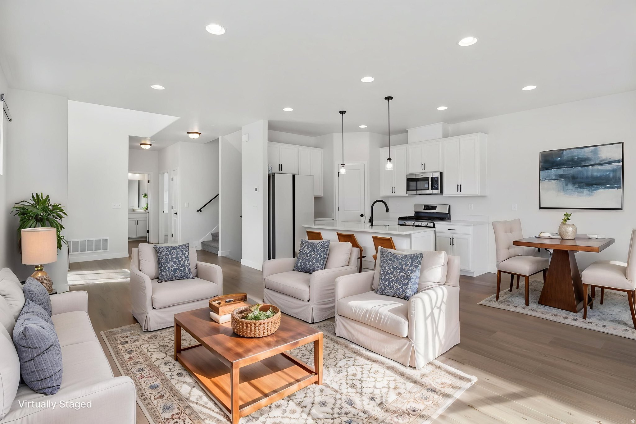 MEADOWBROOK - Residential