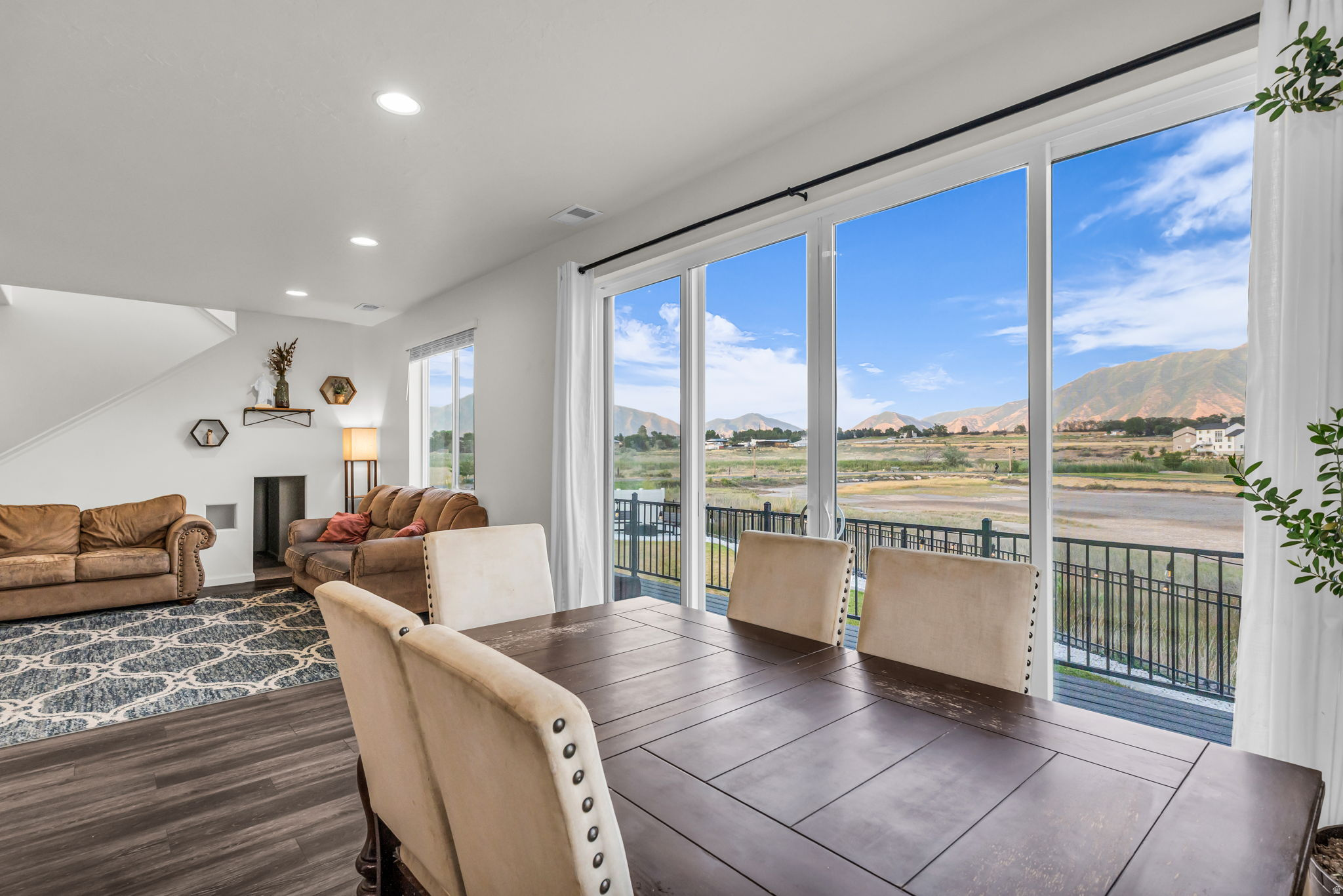 SALEM PARK - Residential