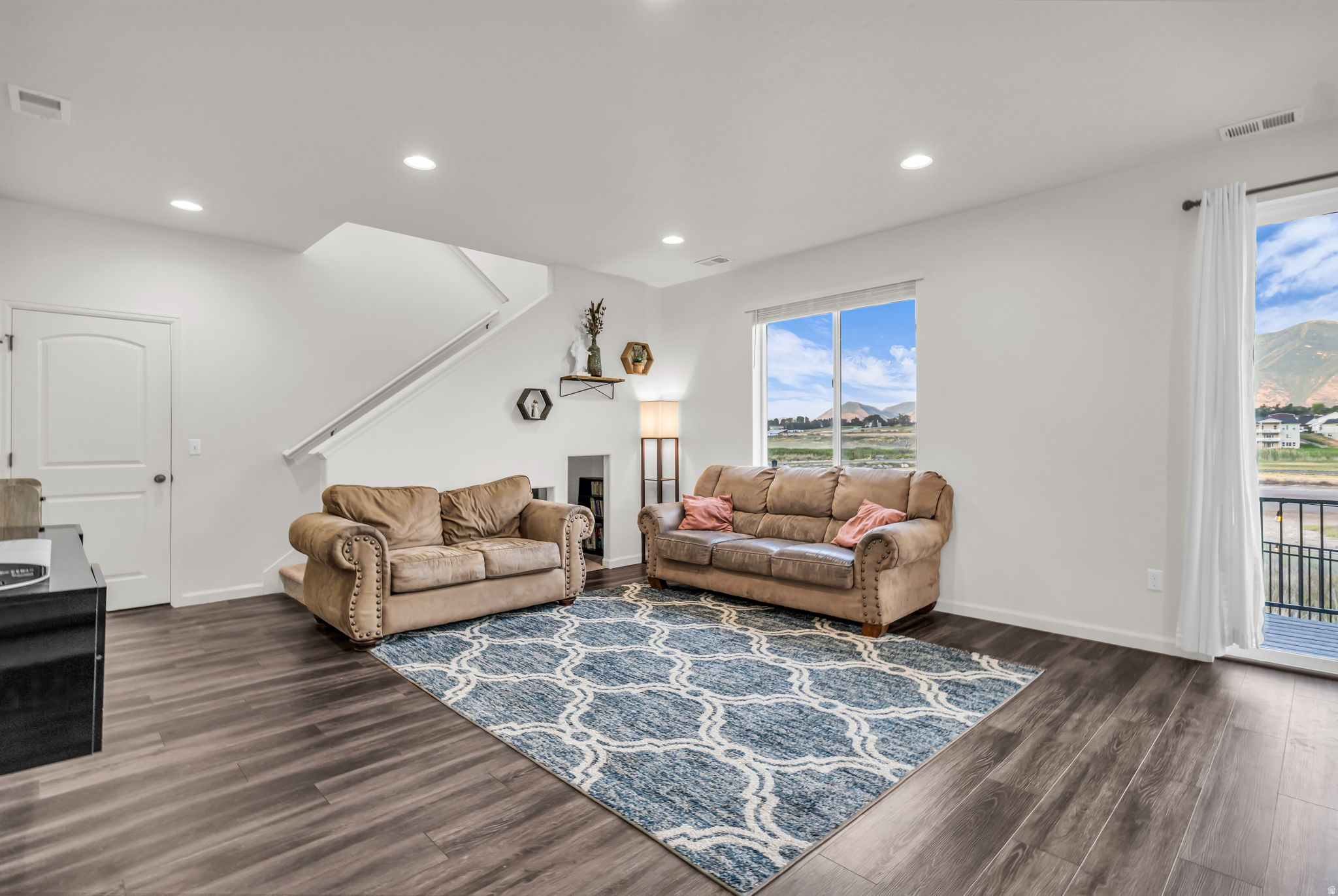 SALEM PARK - Residential