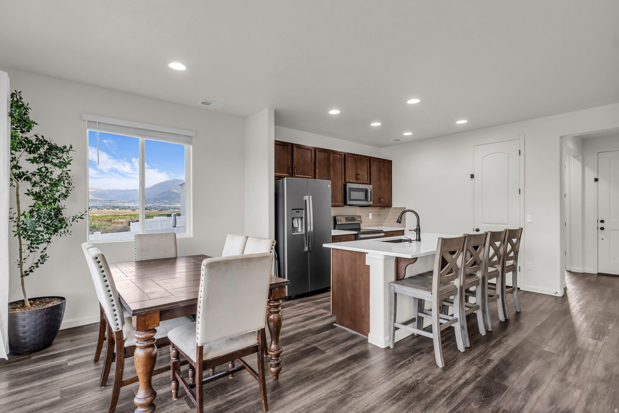SALEM PARK - Residential