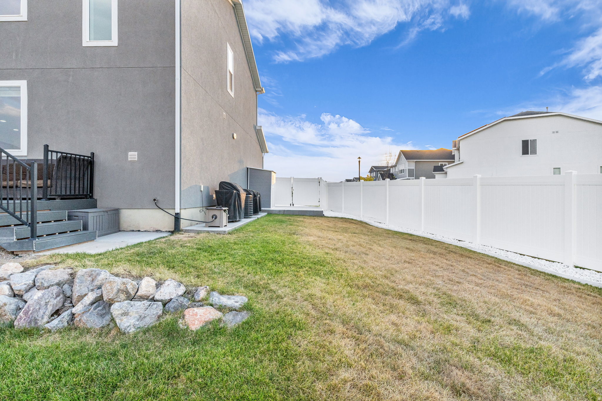 SALEM PARK - Residential