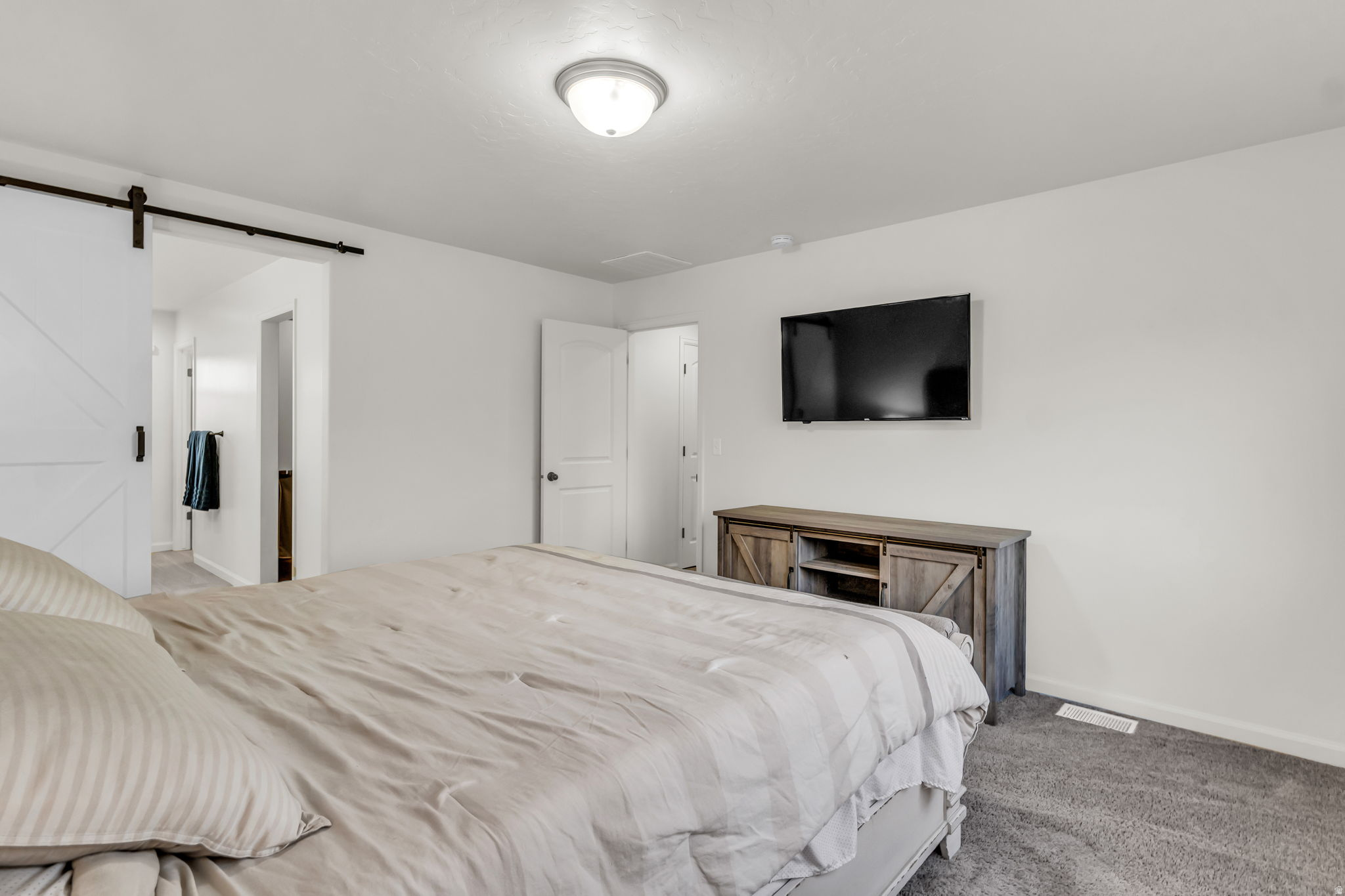 SALEM PARK - Residential